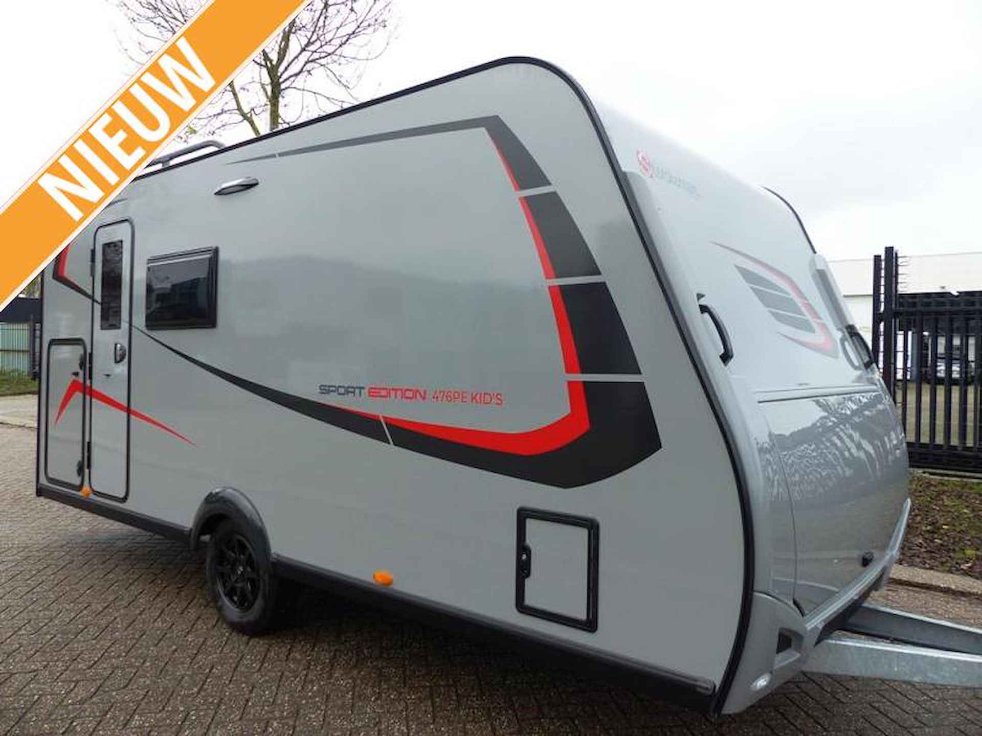 Sterckeman Sport Edition 476 PE gratis mover of luifel