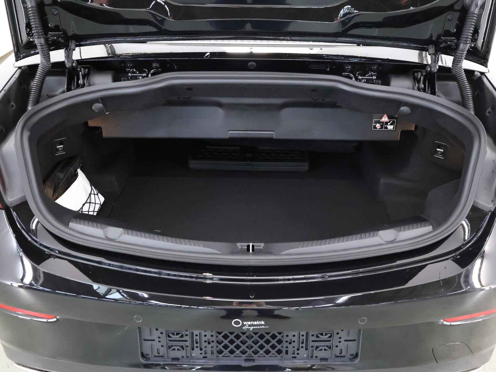 Mercedes-Benz E-klasse 200 Cabriolet AMG Line | BURMESTER | head-up display | Memory stoelen | DISTRONIC | Deur-sluit bekrachtiging - 36/49