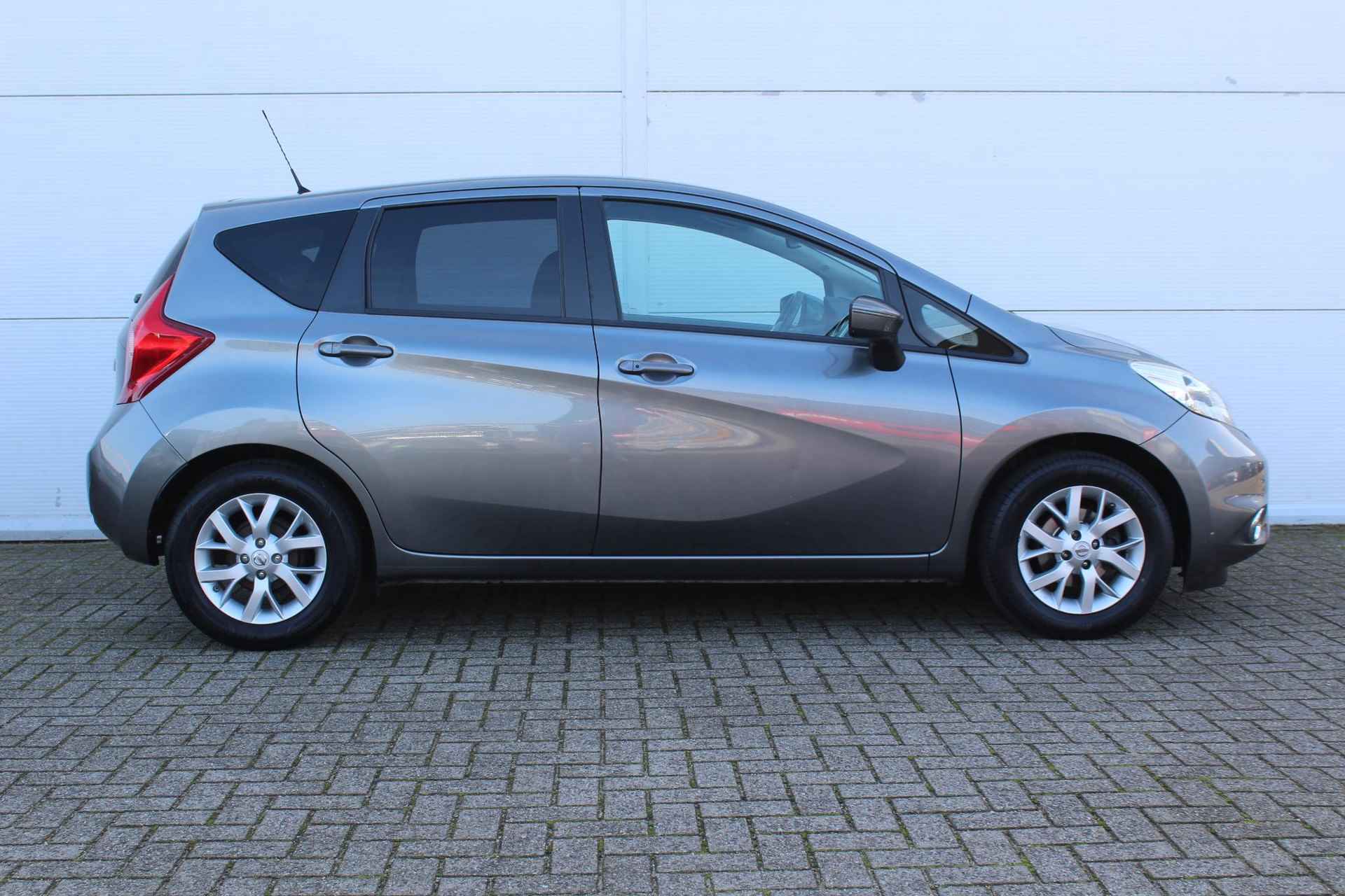 Nissan Note 1.2 Connect Edition / Navigatie / Keyless Entry & Start / Cruise Control / Bluetooth / Climate Control / - 16/36