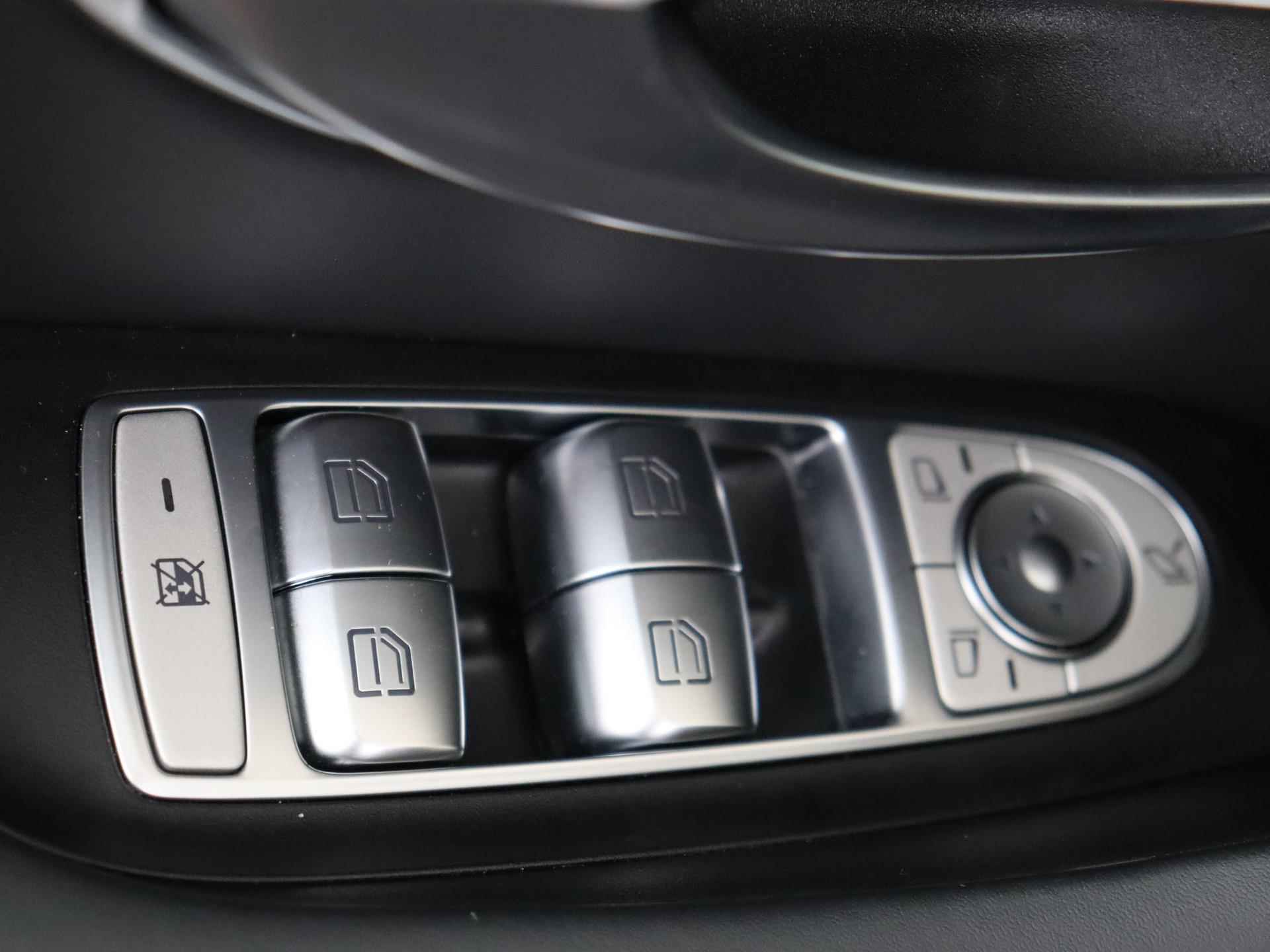 Mercedes-Benz AMG GT 4-Door Coupe 43 Premium Plus - 38/47