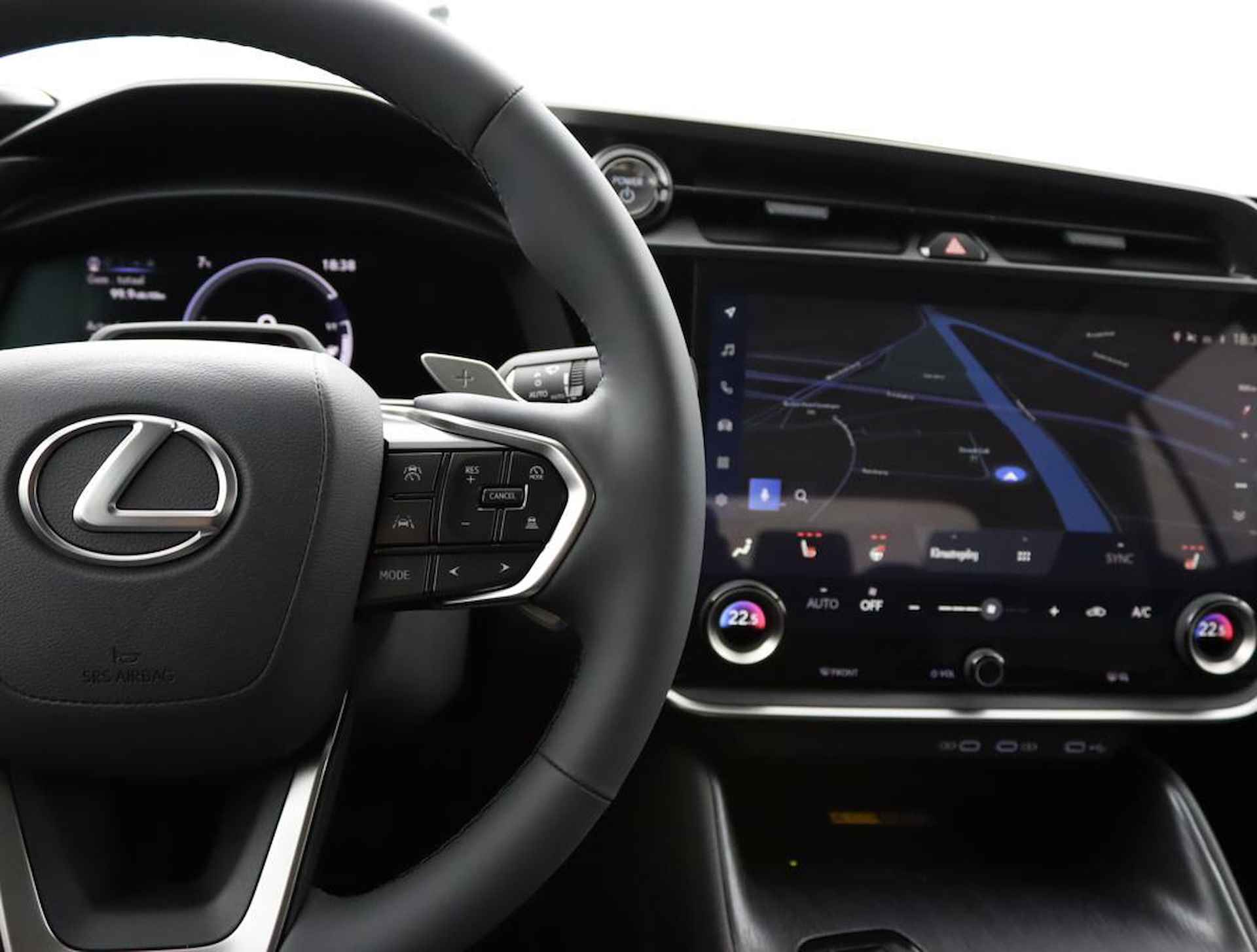 Lexus RZ 450e Executive Line 71 kWh | Panoramadak | Apple Carplay & Android Auto | Stoelverwarming - 21/57