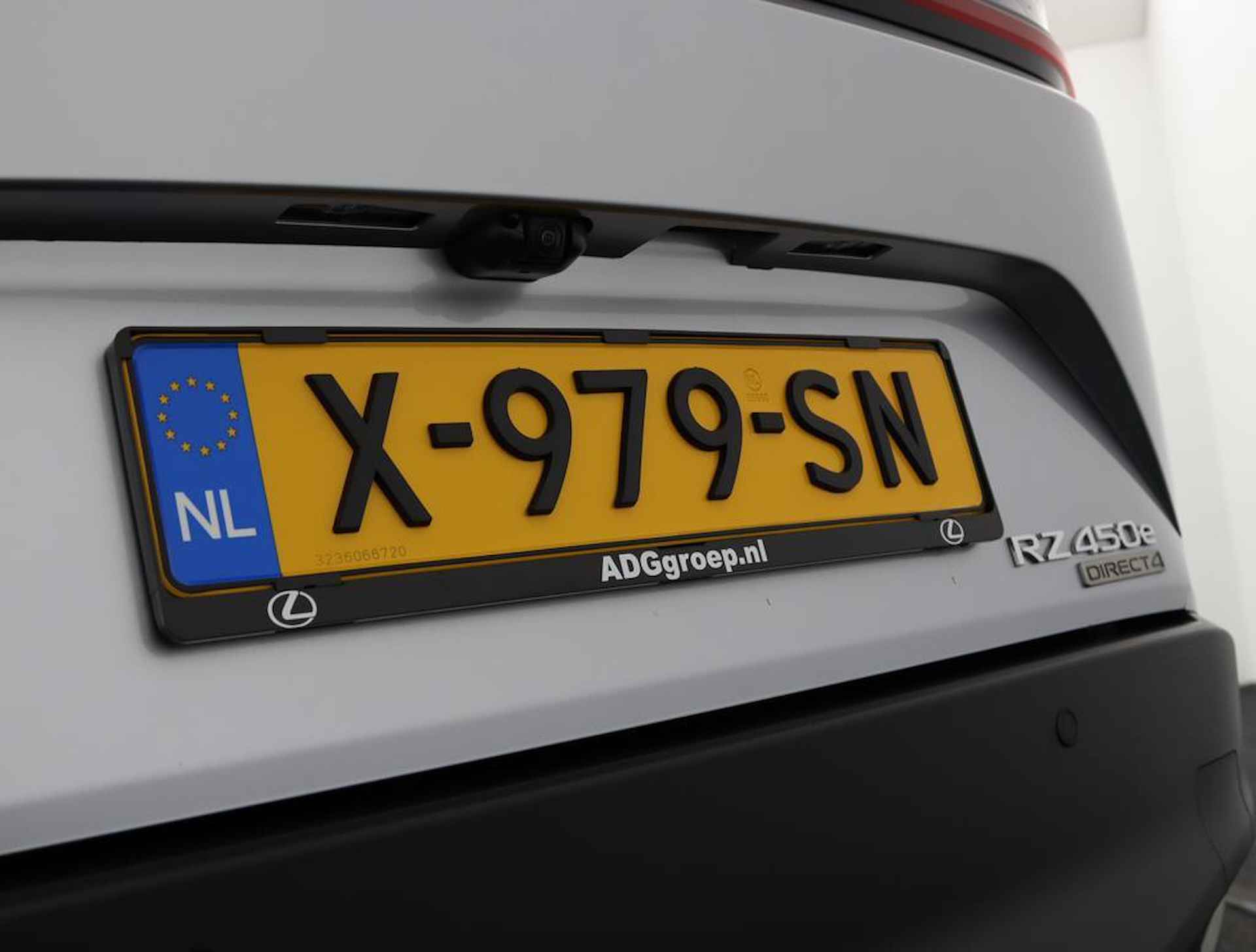 Lexus RZ 450e Executive Line 71 kWh | Panoramadak | Apple Carplay & Android Auto | Stoelverwarming - 37/57