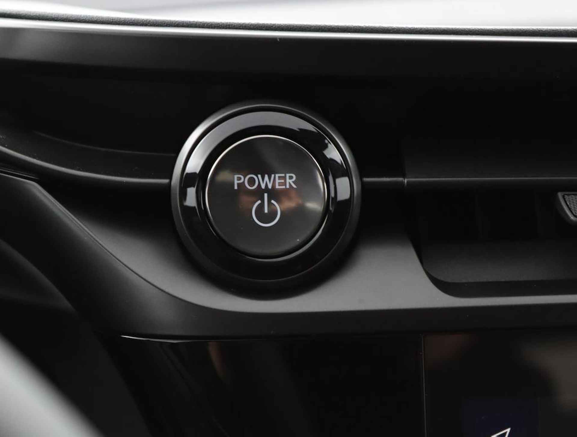 Lexus RZ 450e Executive Line 71 kWh | Panoramadak | Apple Carplay & Android Auto | Stoelverwarming - 45/57