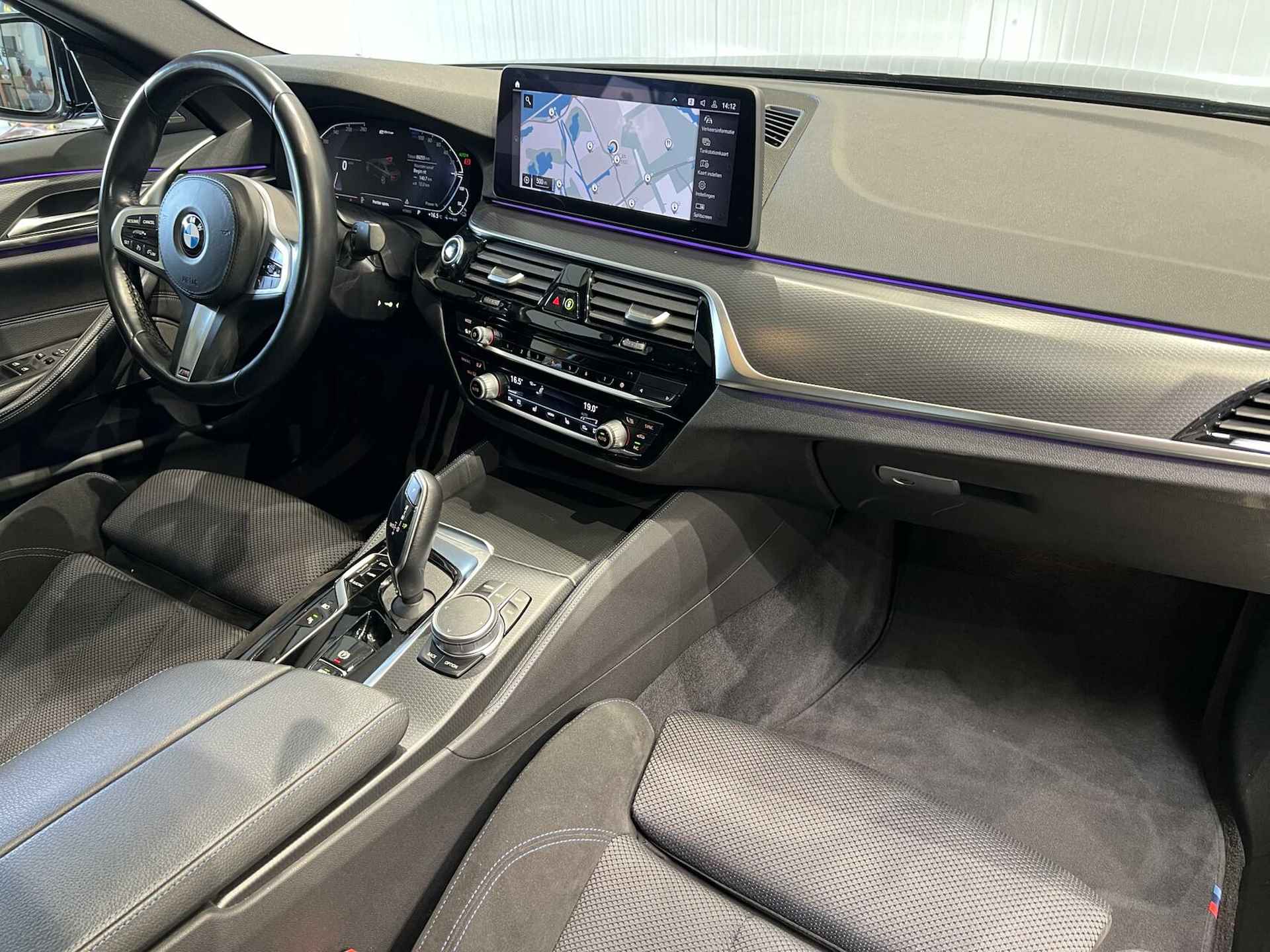BMW 5-serie 530e High Executive|PANO|M-PAKKET|HEAD-UP|19'' - 37/50