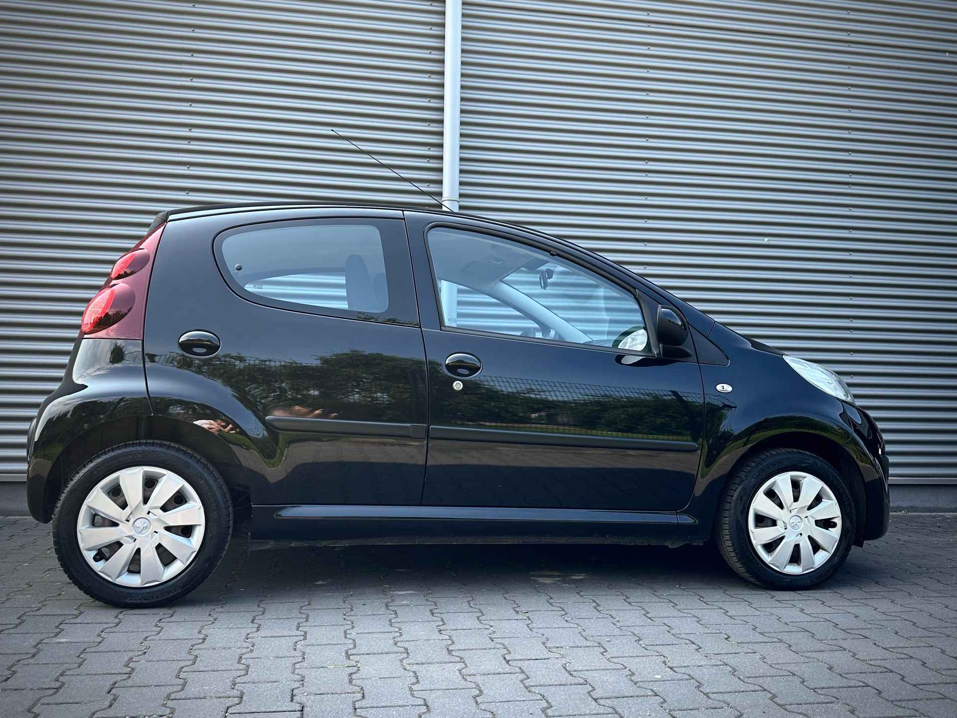 Peugeot 107 Blue Lease 1.0 - 4/16