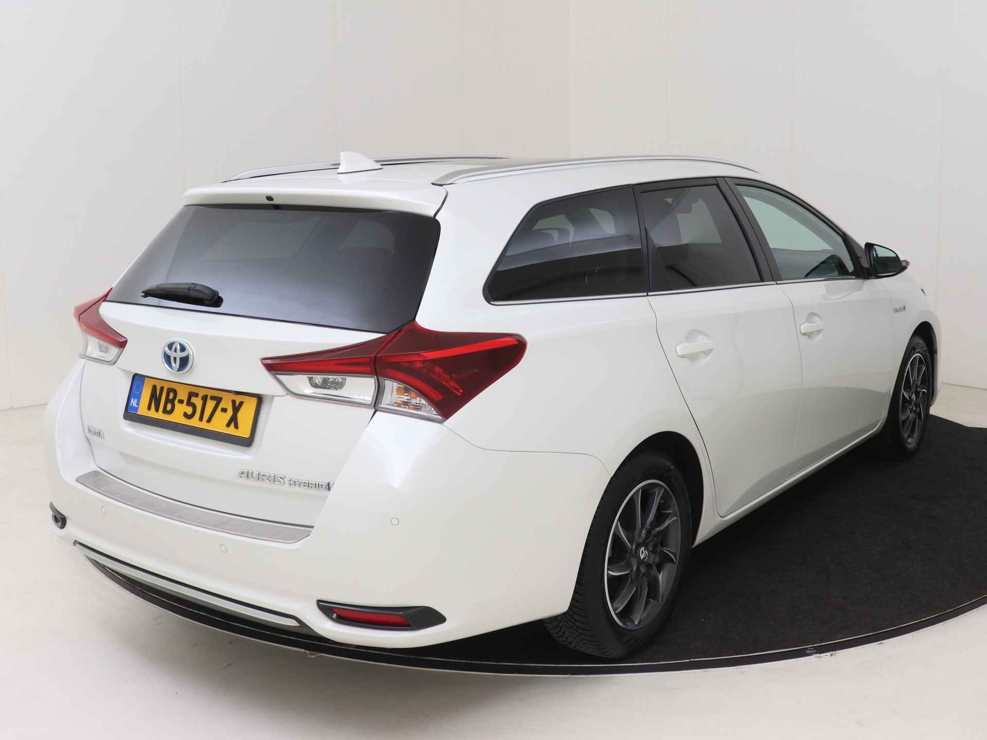 Toyota Auris Touring Sports 1.8 Hybrid Lease pro - 17/63