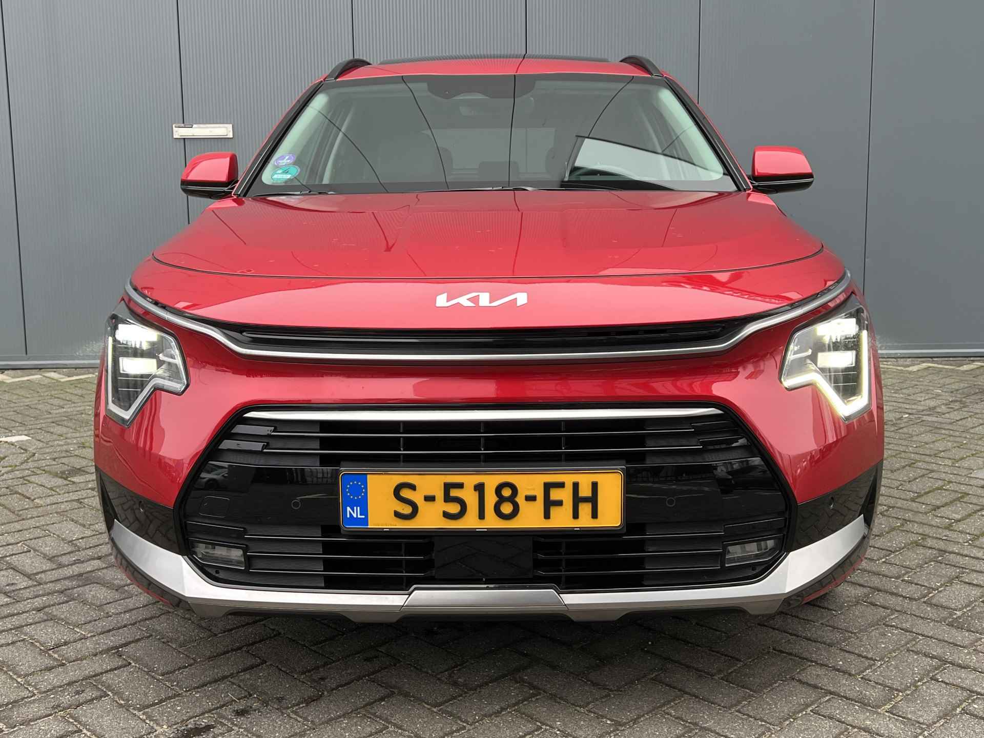 Kia Niro 1.6 GDi Hybrid 140pk DynamicPlusLine Automaat | Leder | Climate | Camera | Keyless | Elek. Klep | Navigatie | Winterpakket | Sch - 4/30