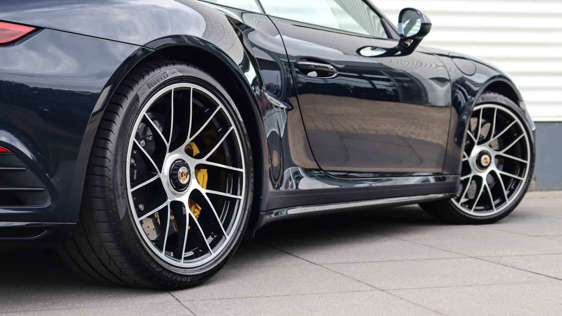 Porsche 911 Cabrio 3.8 Turbo S | Burmester | Stoelventilatie | Keramisch | Achterasbesturing | Stuurwielverwarming - 24/38