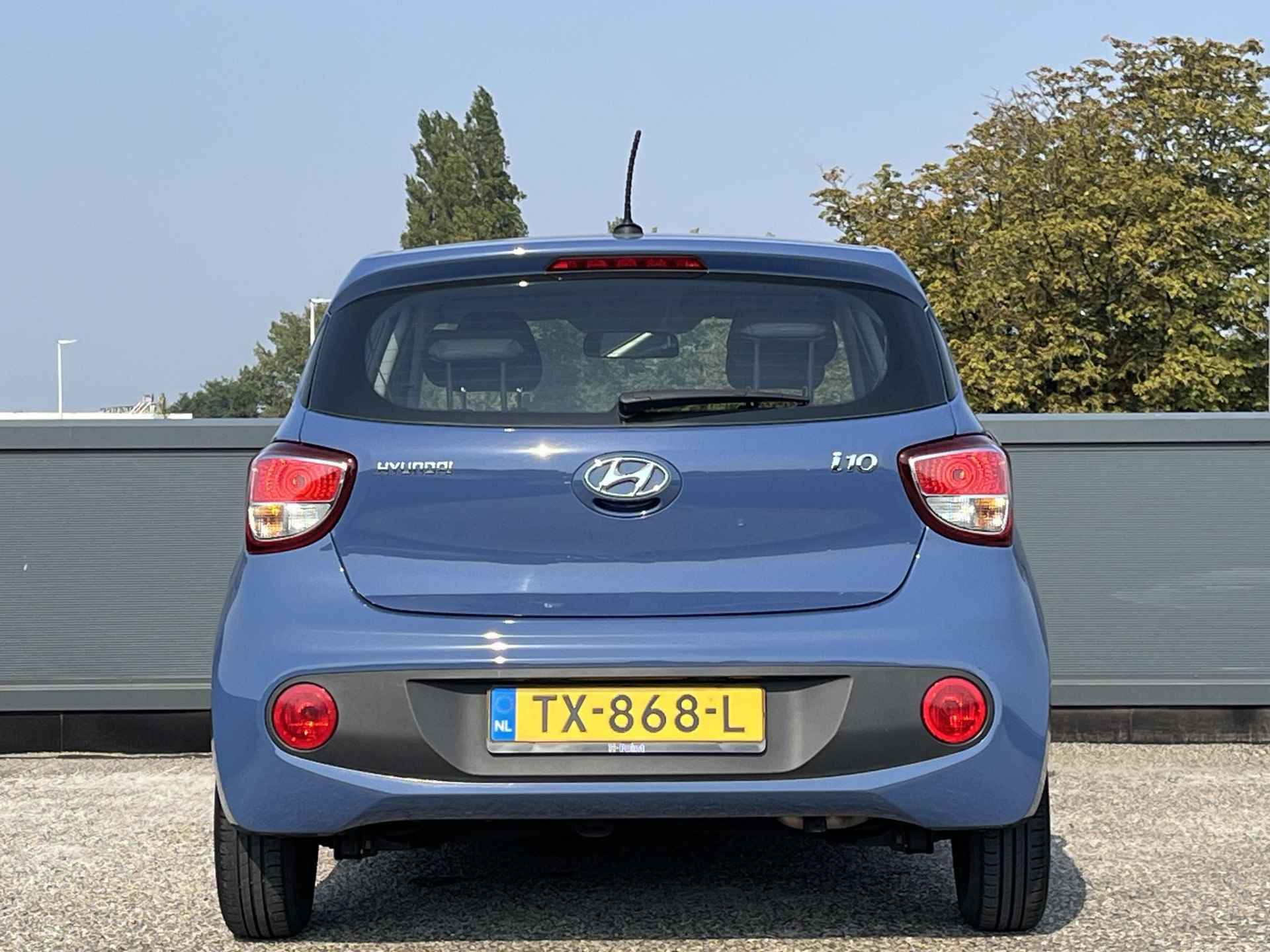 Hyundai i10 1.0i Comfort | Navigatie | Cruise control | Multimedia scherm | 1ste Eigenaar | - 6/44