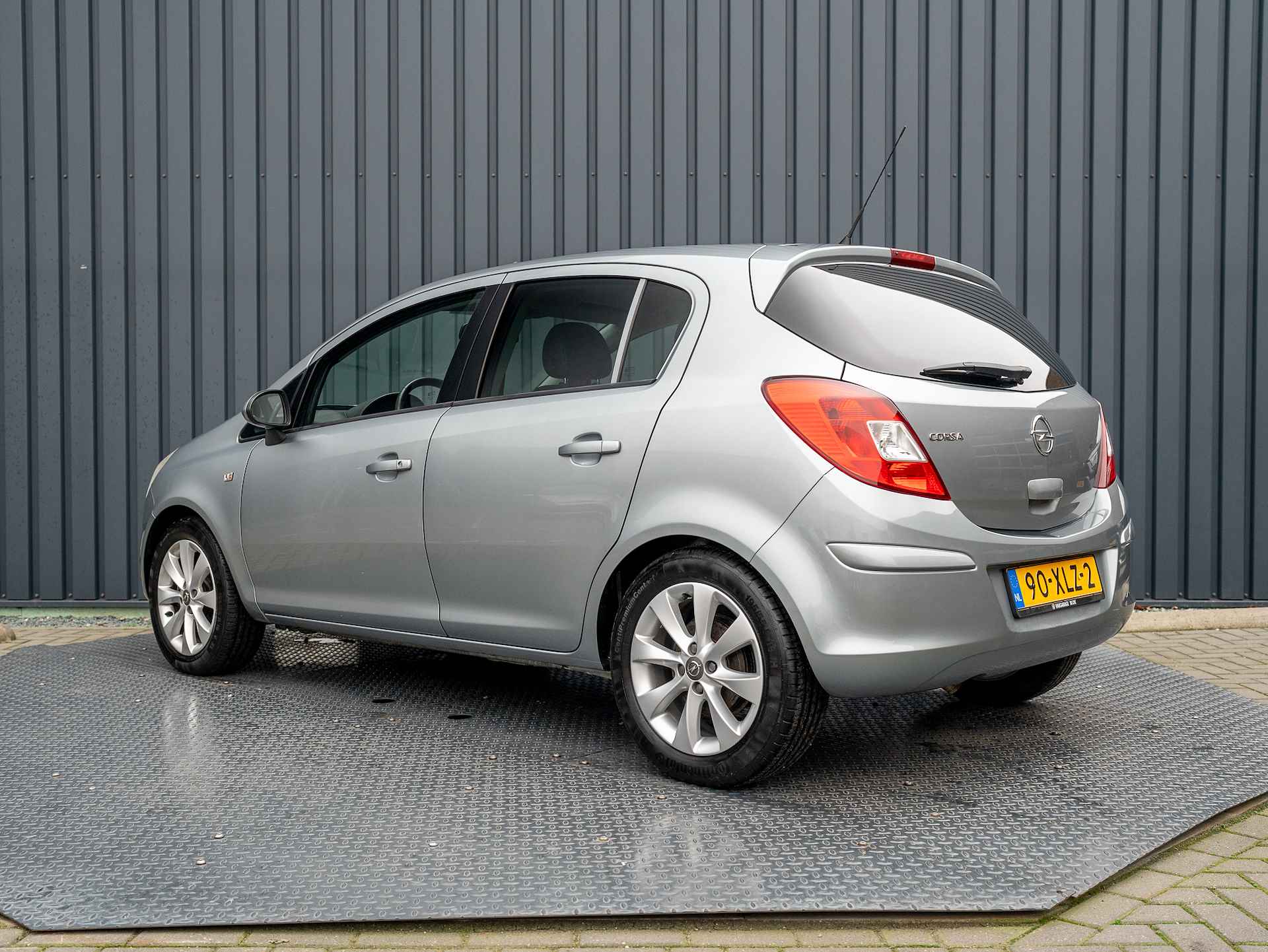 Opel Corsa 1.2 86Pk Anniversary Edition | 1e Eigenaar | Unieke Km-stand | Prijs Rijklaar!! - 5/36