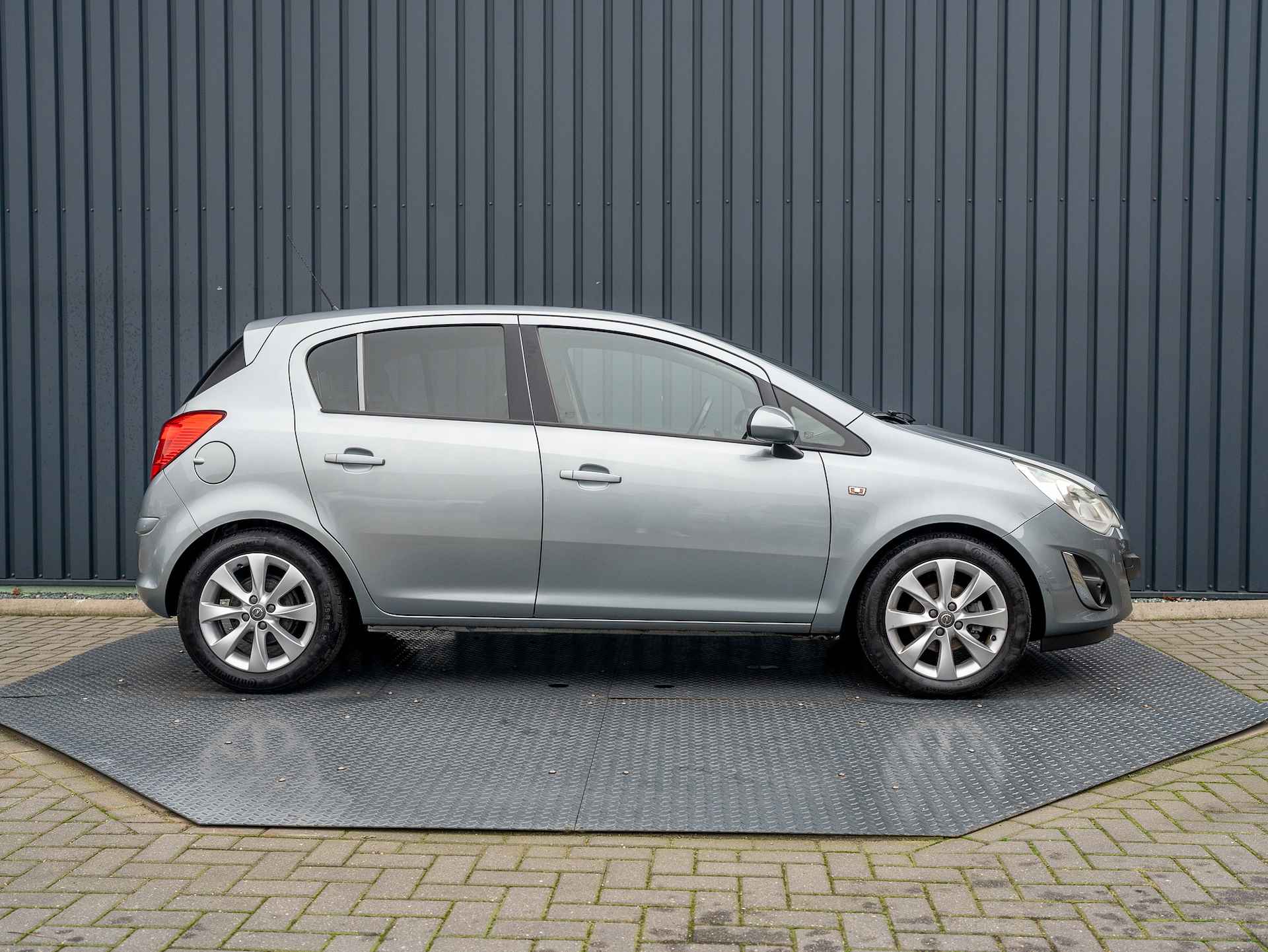 Opel Corsa 1.2 86Pk Anniversary Edition | 1e Eigenaar | Unieke Km-stand | Prijs Rijklaar!! - 21/36