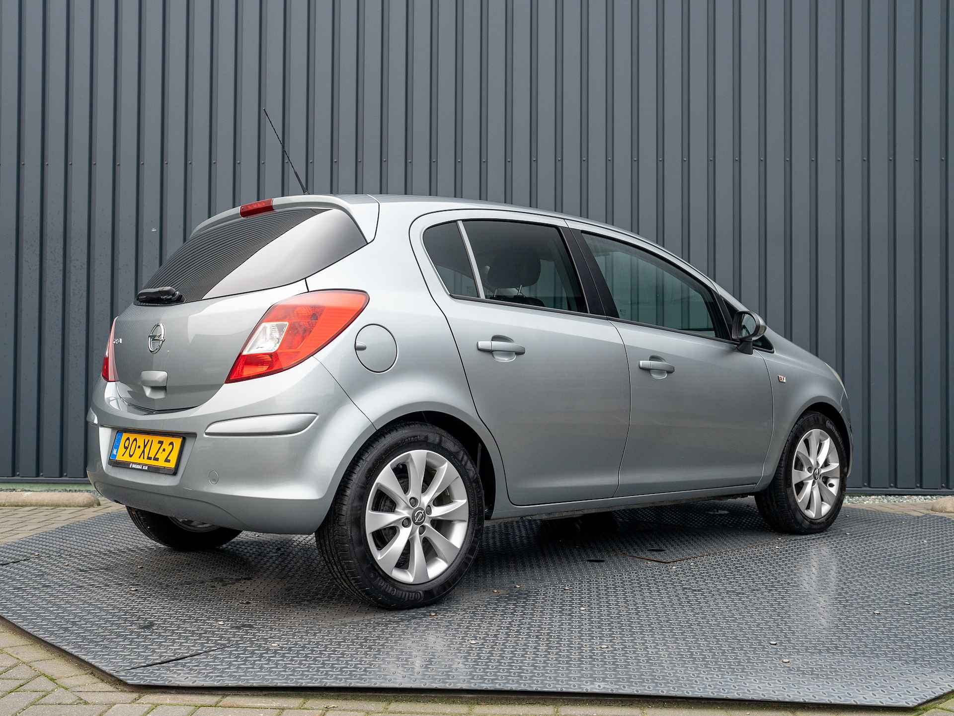 Opel Corsa 1.2 86Pk Anniversary Edition | 1e Eigenaar | Unieke Km-stand | Prijs Rijklaar!! - 22/36