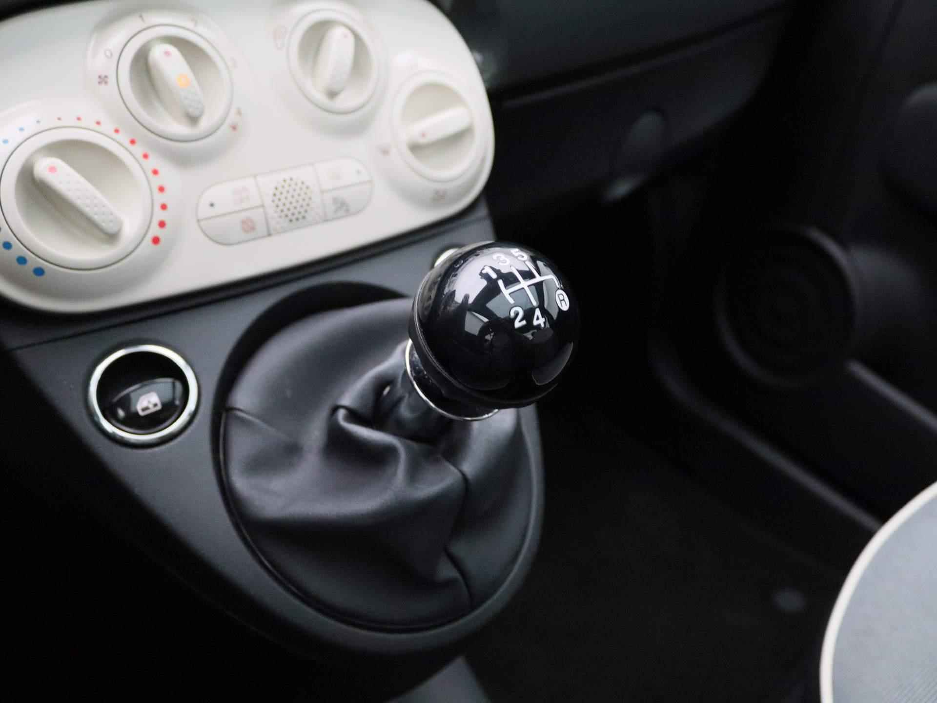 Fiat 500 1.2 Lounge | Navigatie | Airco | Panorama dak | Cruise control | Parkeer sensoren | Lichtmetalen velgen - 18/32