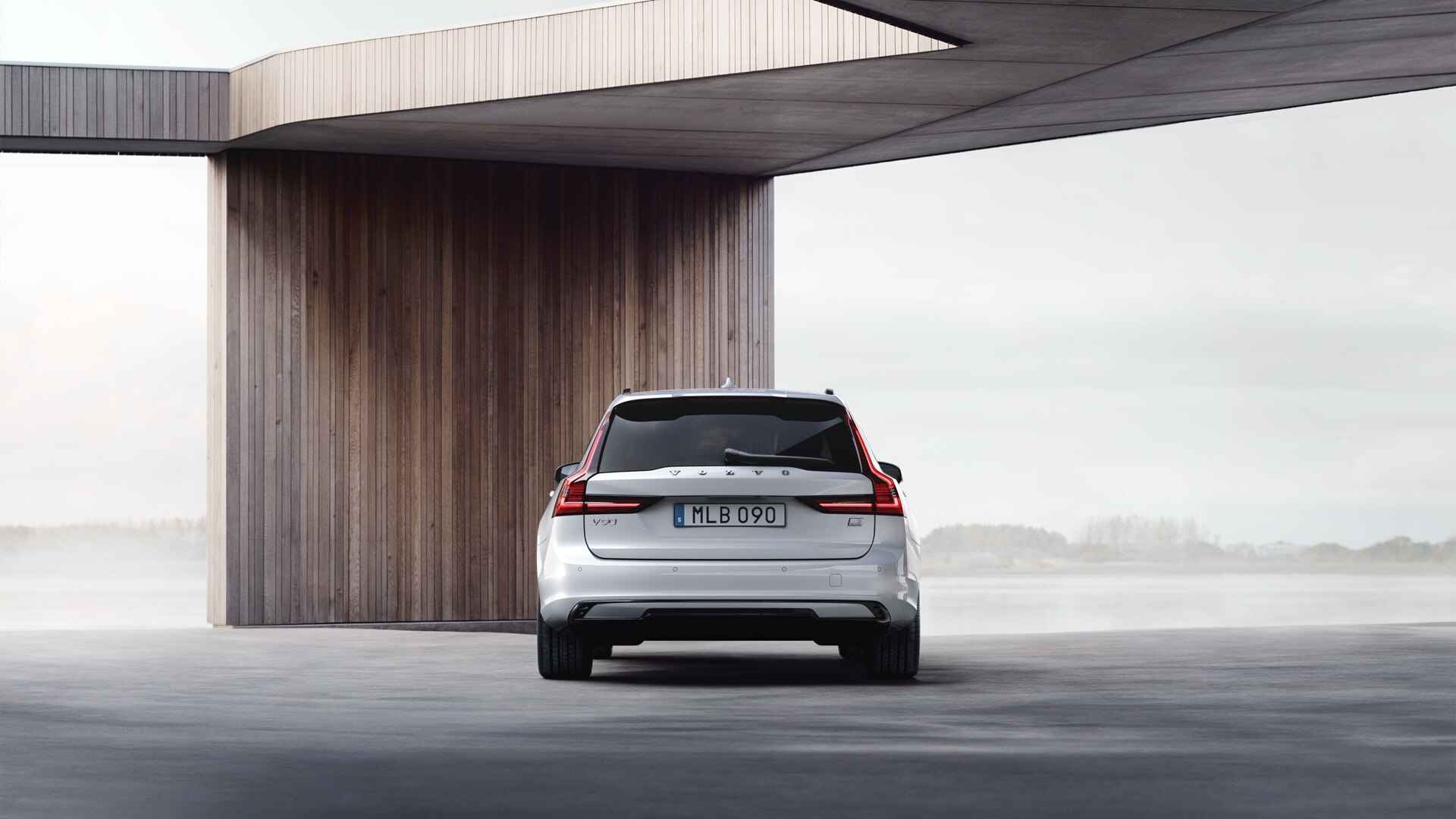 Volvo V90 T6 350PK Long Range AWD Plus Dark | Panoramadak | Trekhaak | Kinderzitjes | Adapt LED | All Season - 8/11