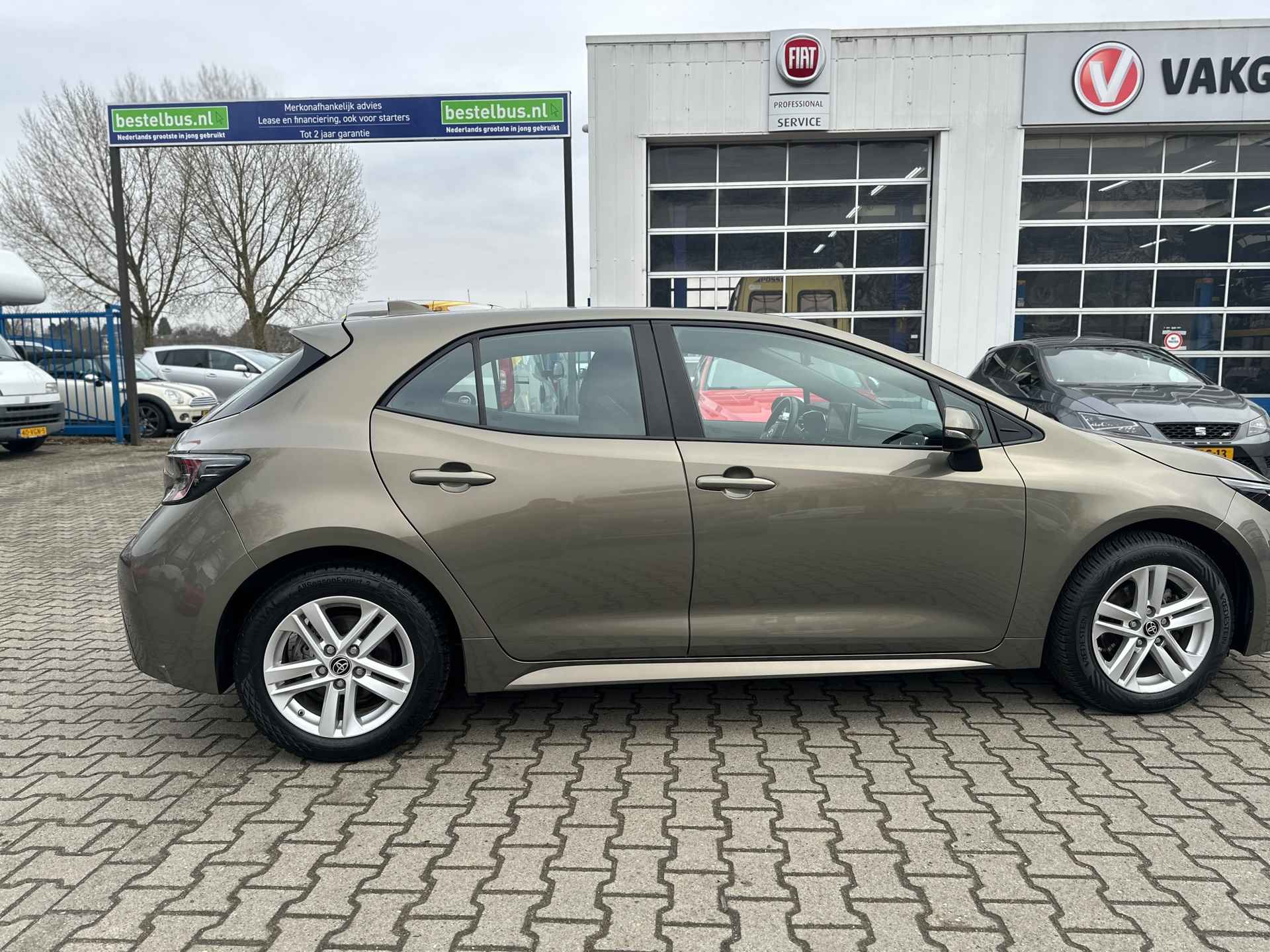 Toyota Corolla 1.8 Hybrid Active - 11/25