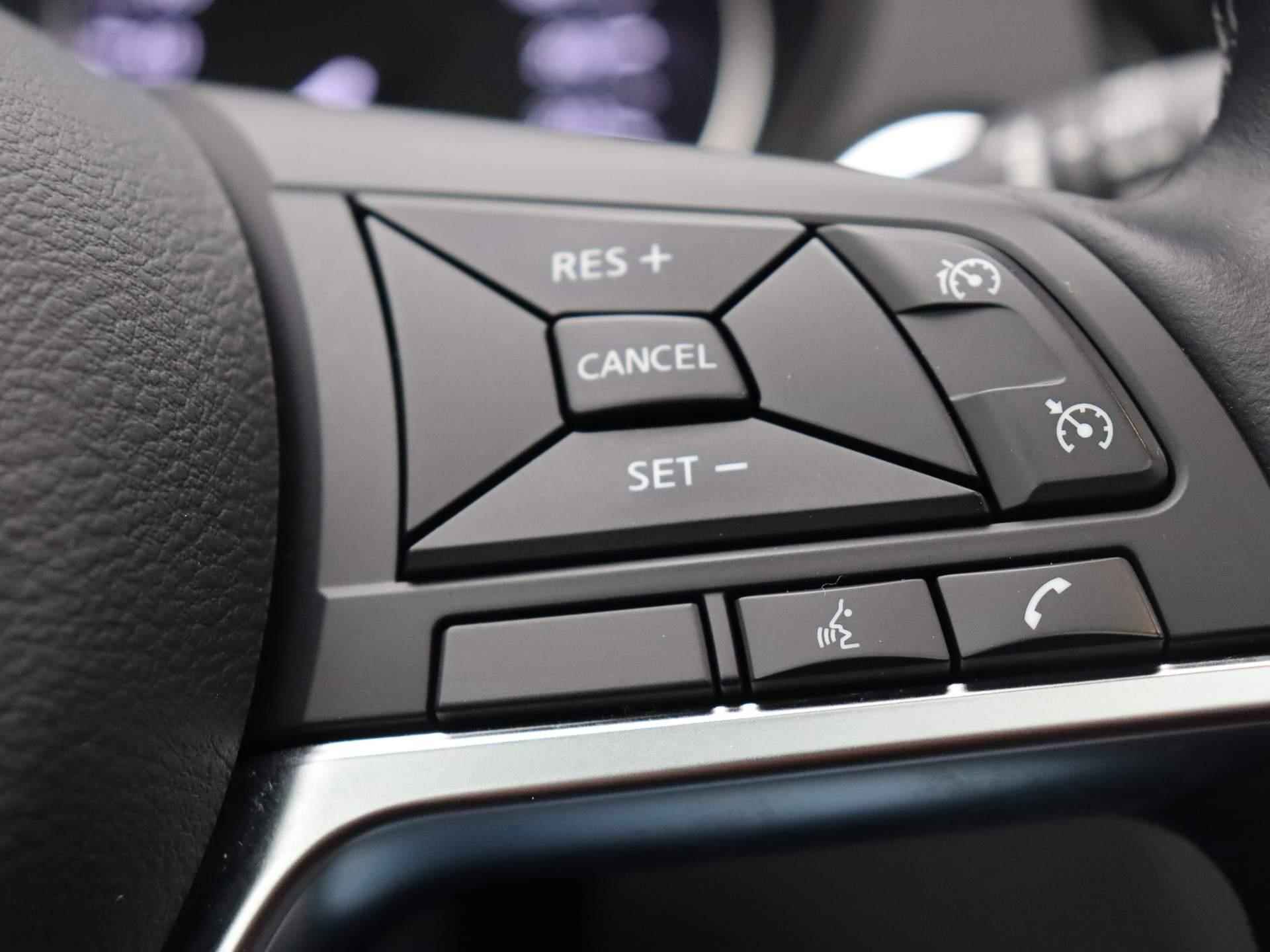 Nissan Qashqai 158pk DIG-T Premium Edition | Automaat | Lederen Bekleding | 19'' Lichtmetalen velgen | Panoramadak | Stoelverwarming | - 22/40
