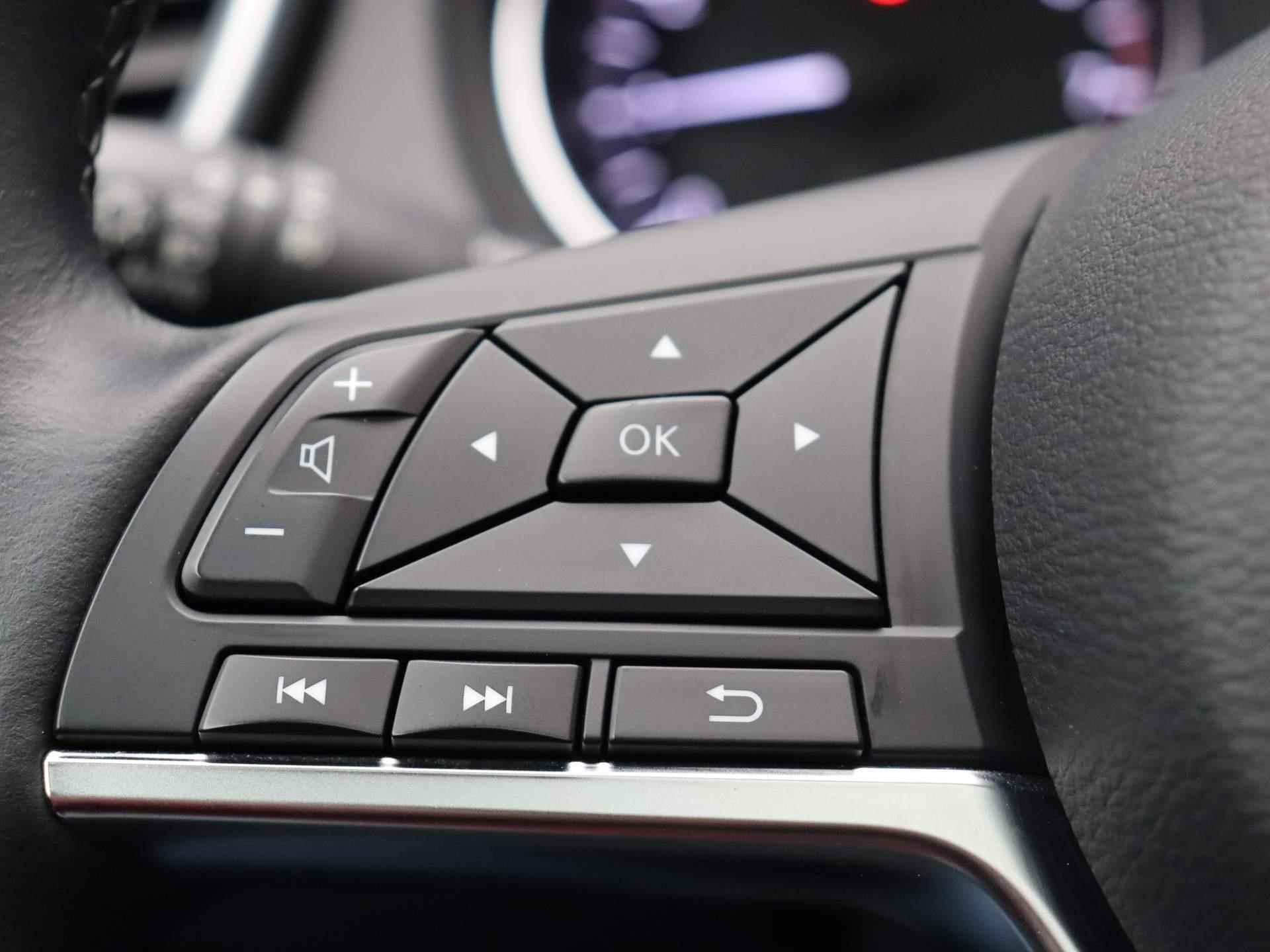 Nissan Qashqai 158pk DIG-T Premium Edition | Automaat | Lederen Bekleding | 19'' Lichtmetalen velgen | Panoramadak | Stoelverwarming | - 23/40