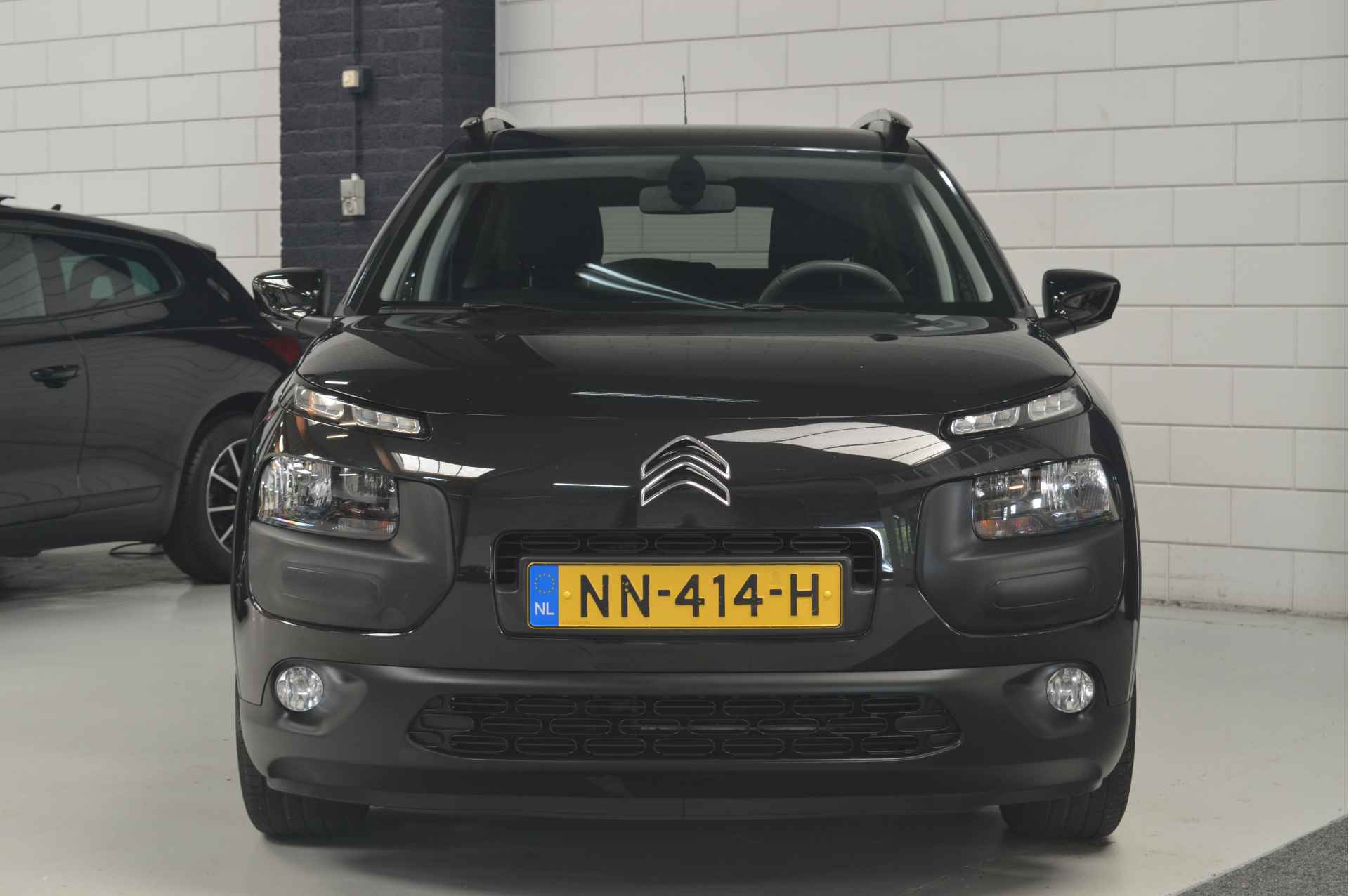 Citroën C4 Cactus 1.2 PureTech Shine // 101.000 km // NAVI // CRUISE // CLIMA // PDC //    // ZATERDAG 21-09 VANAF 16:00 GESLOTEN // - 4/24