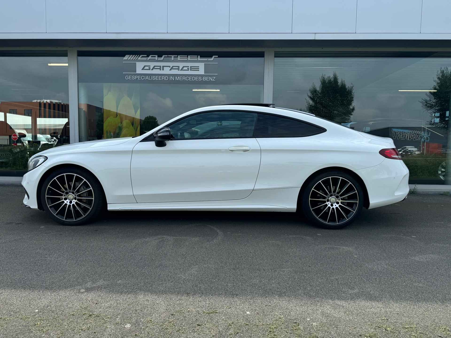 Mercedes-Benz C-klasse Coupé 180 AMG night-pakket automaat , panoramadak , afneembare trekhaak - 4/25