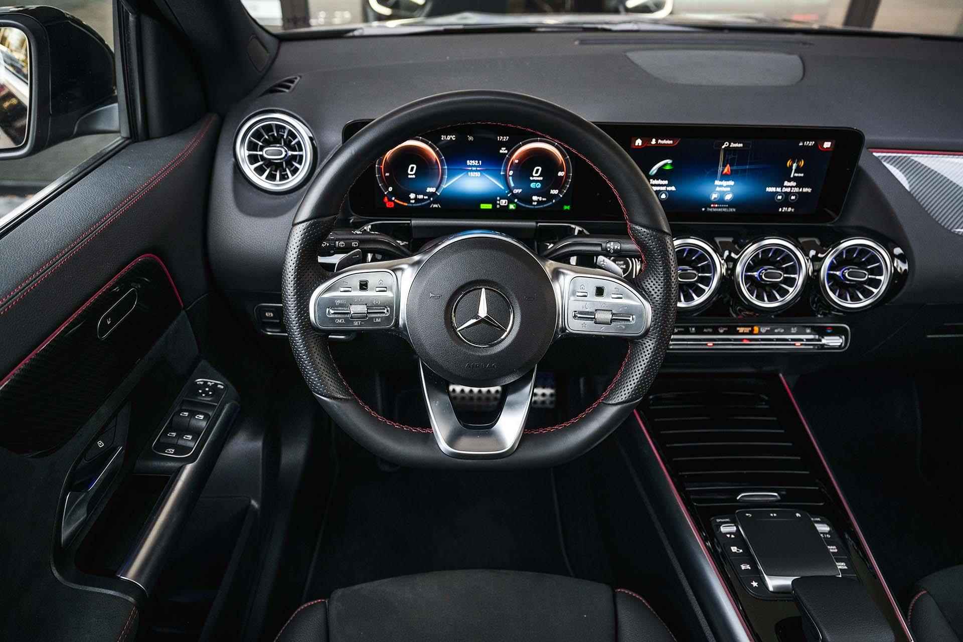 Mercedes-Benz GLA-klasse 250e AMG Line | EASY PACK - achterklep | Achteruitrijcamera | Sfeerverlichting | Panoramaschuifdak | - 5/32