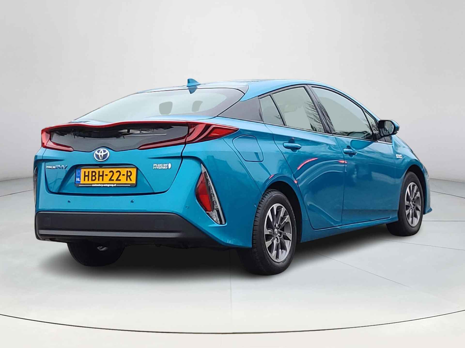 Toyota Prius 1.8 Plug-in Dynamic | Apple CarPlay | Navigatie | Adaptive Cruise | Rijklaarprijs incl. garantie | - 6/40