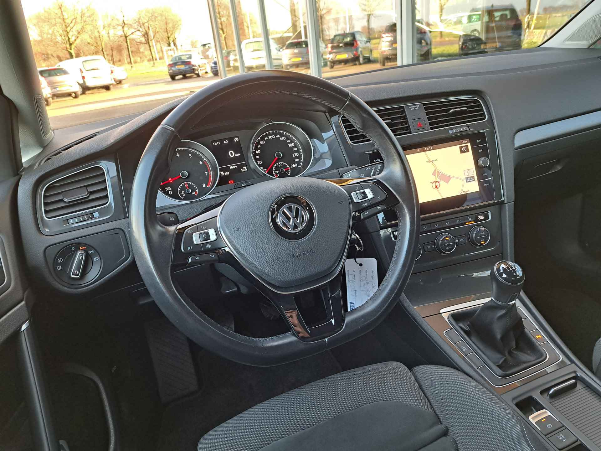 Volkswagen Golf 1.5 TSI Comfortline Business | Stoelverwarming | ACC | NAVI | Clima - 10/33