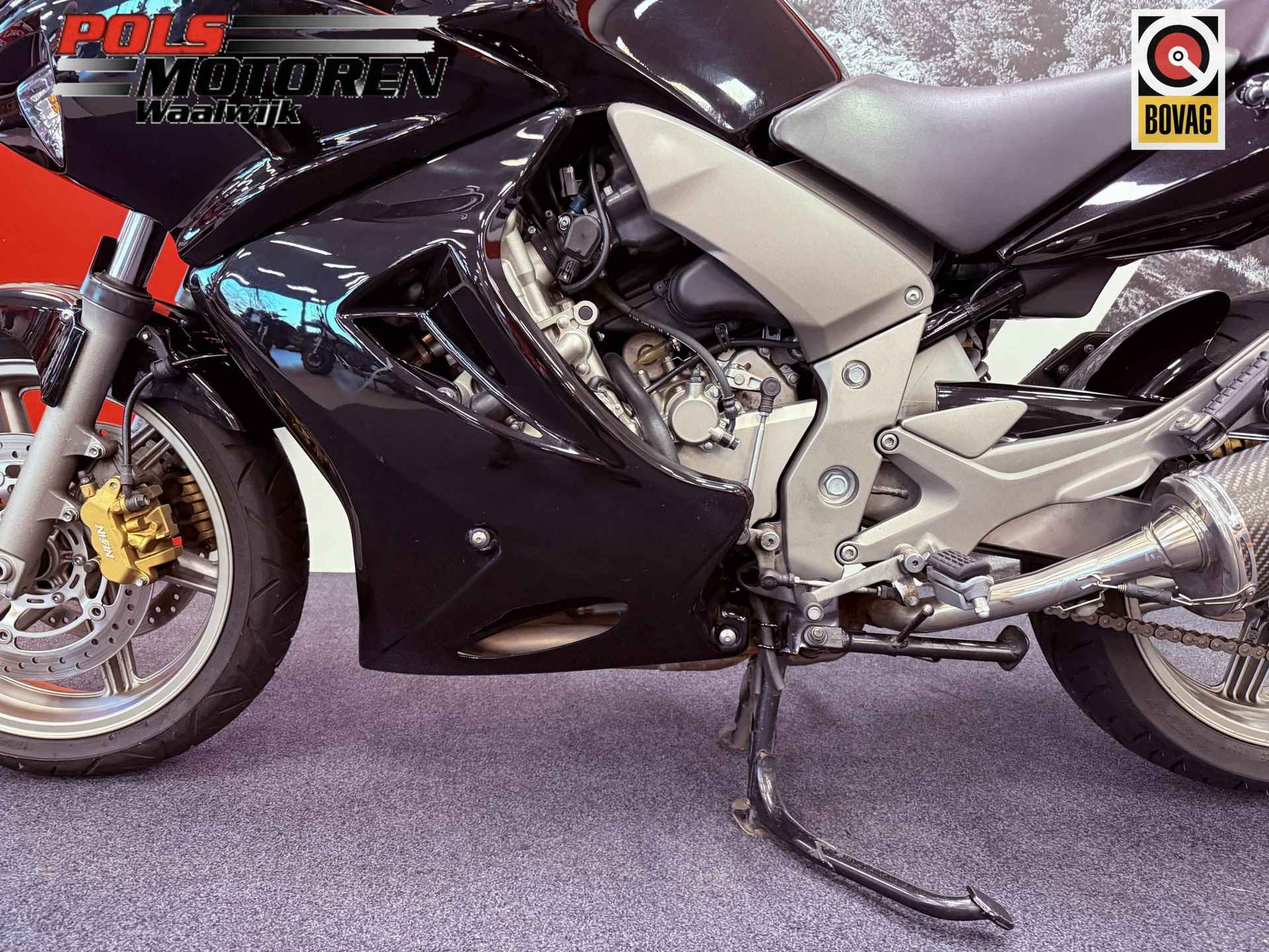 Honda CBF 1000 AA &quot;Black Edition&quot; - 17/19