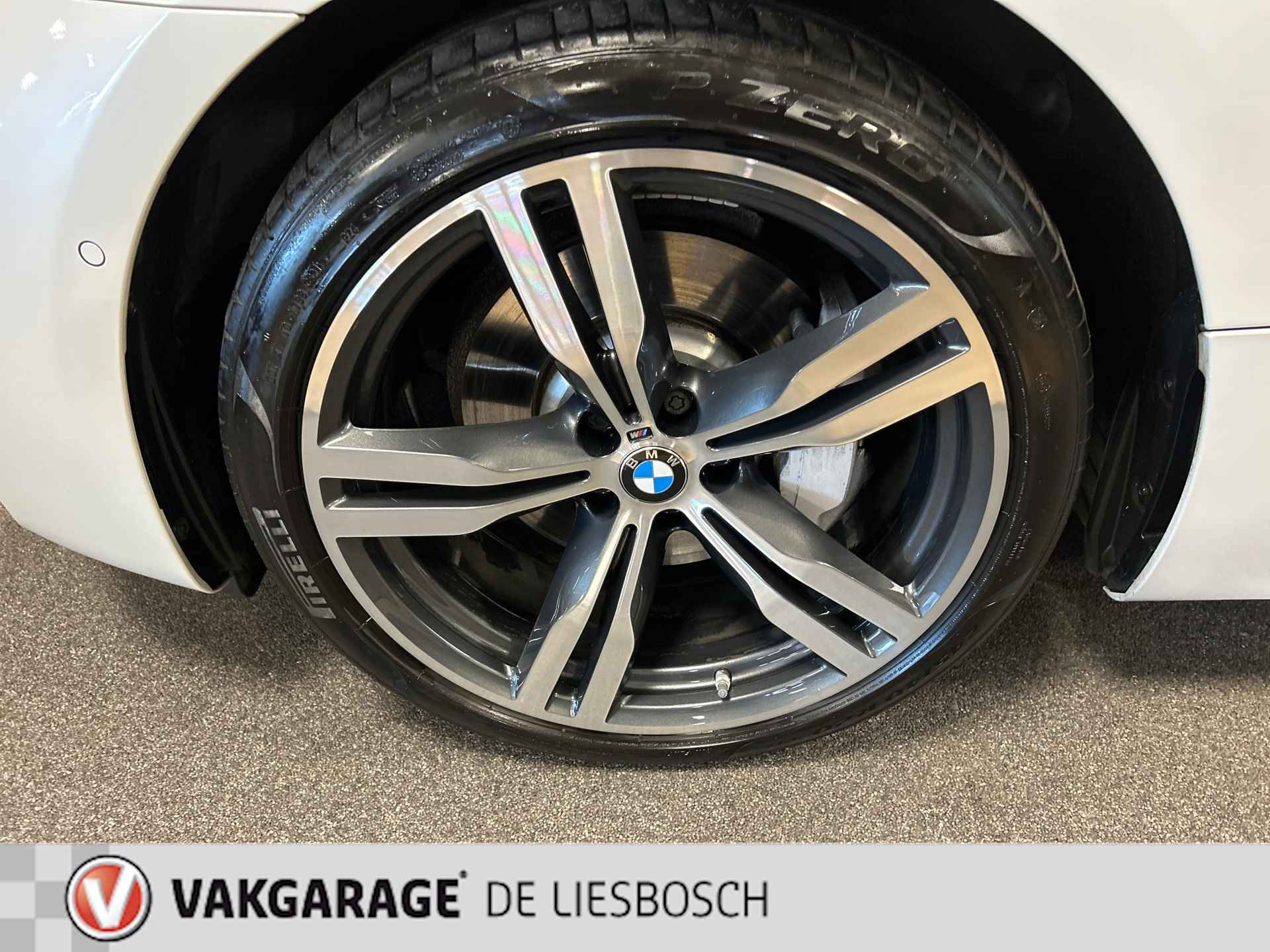 BMW 6-serie Gran Turismo 620d High Executive,navi,camera,leer,elc kofferklep,history,20 inch - 28/28