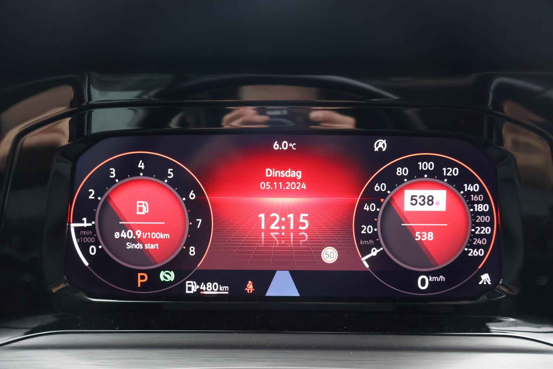 Volkswagen Golf 1.5 eTSI 1st Edition 150pk | Memory Seat | Pano | ACC | Sfeer | Virtual | Carplay | IQ-Light | 1ste Eigenaar - 42/44