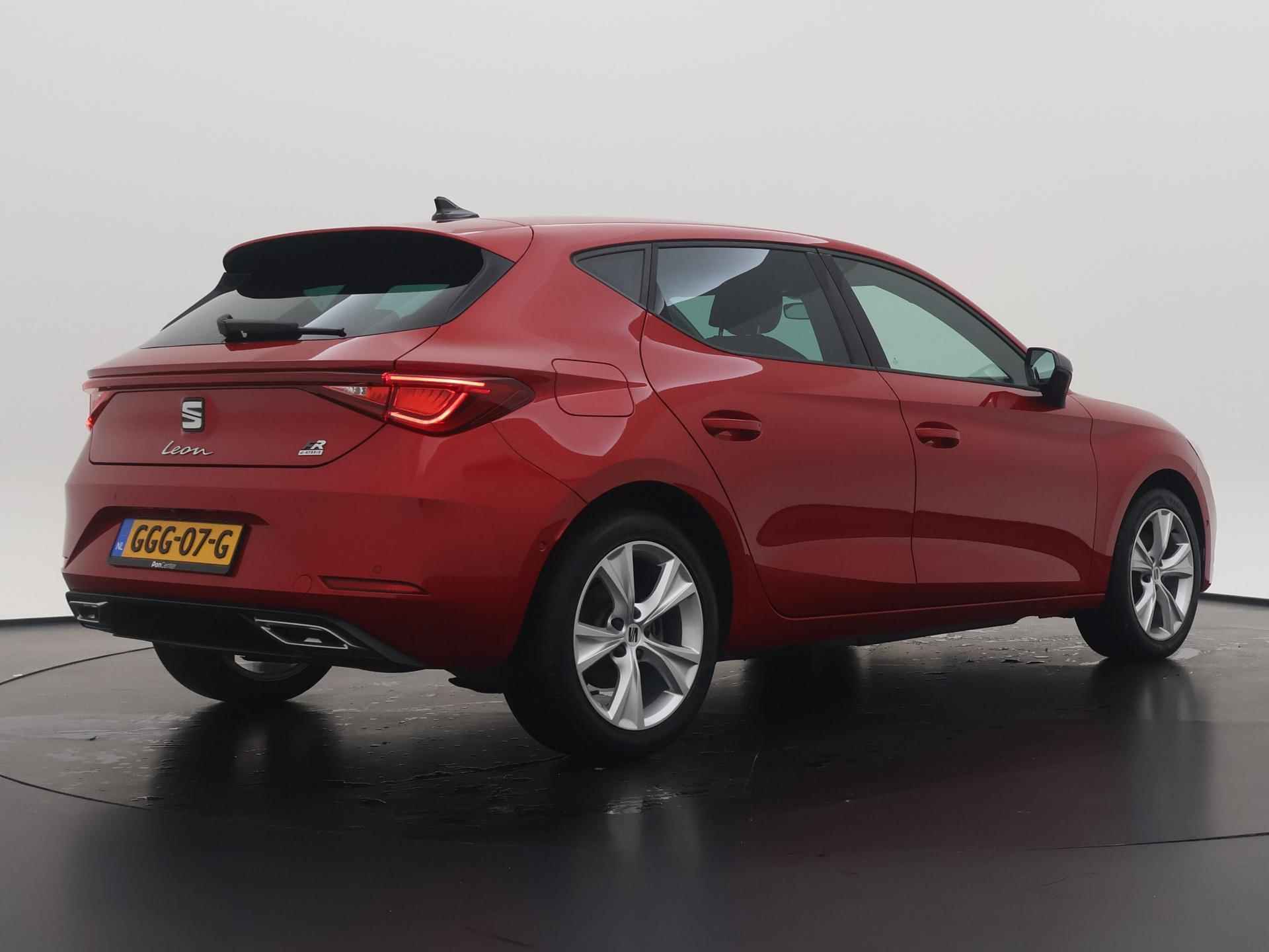 SEAT Leon 1.4 TSI eHybrid PHEV FR | Navigatie | Camera | LED | Stoelverwarming | ACC | - 5/15