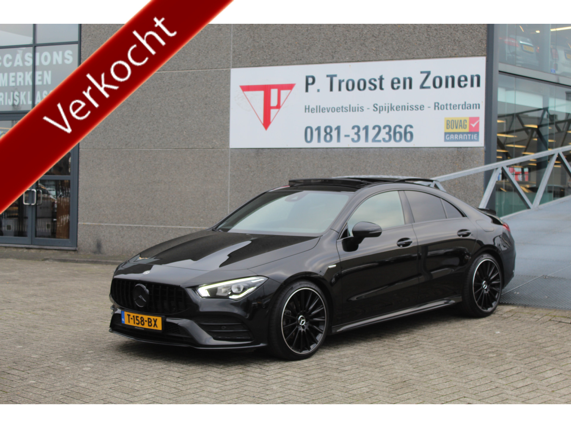 Mercedes-Benz CLA-Klasse 200 AMG Night edition Automaat Panoramadak/Sfeerverlichting/Apple&Android Carplay/Navigatie/Achteruitrijcamera