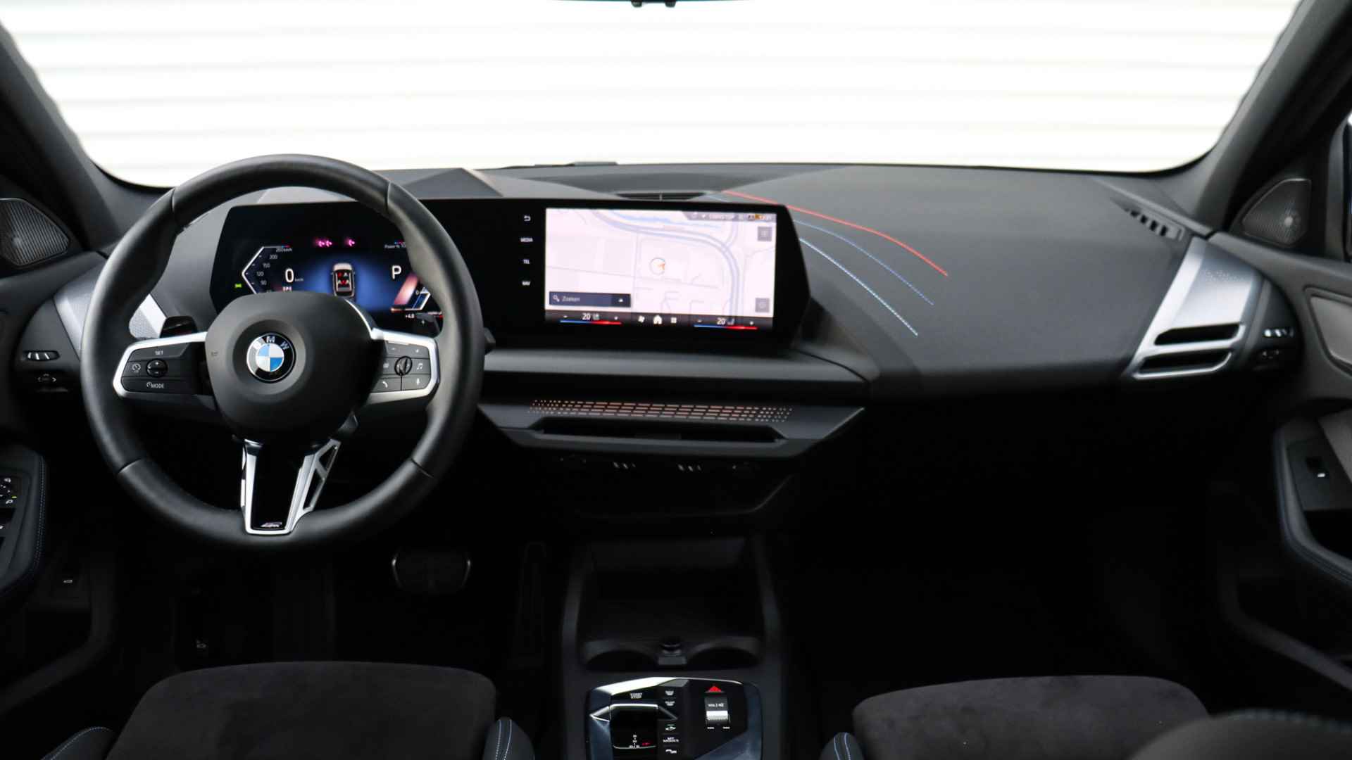 BMW 1-serie 120 M-Sport Pro | Harman/Kardon | Panoramadak | Head-up | Memory | Comfort Access - 39/39