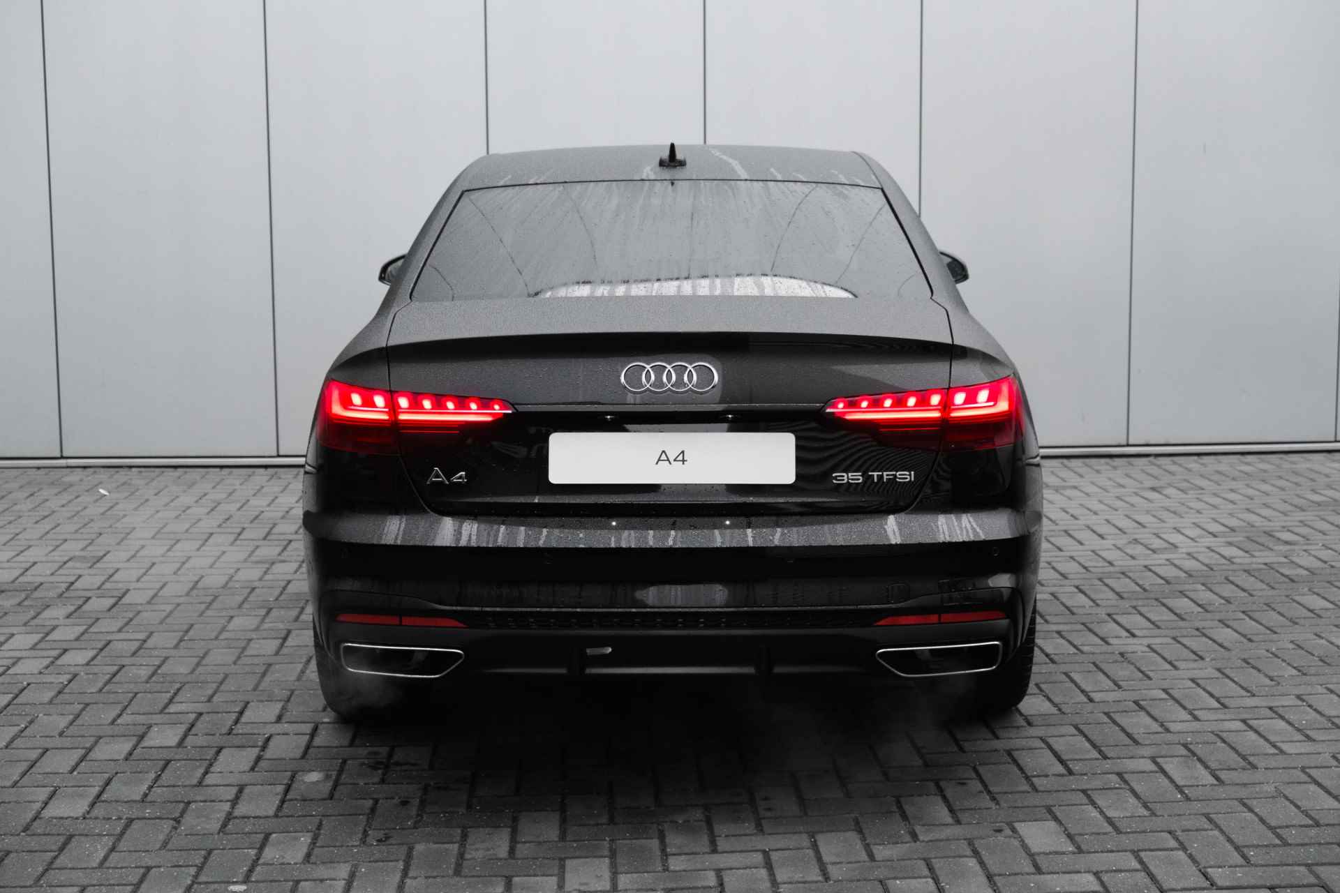 Audi A4 Limousine 35 TFSI S edition Competition - 5/50