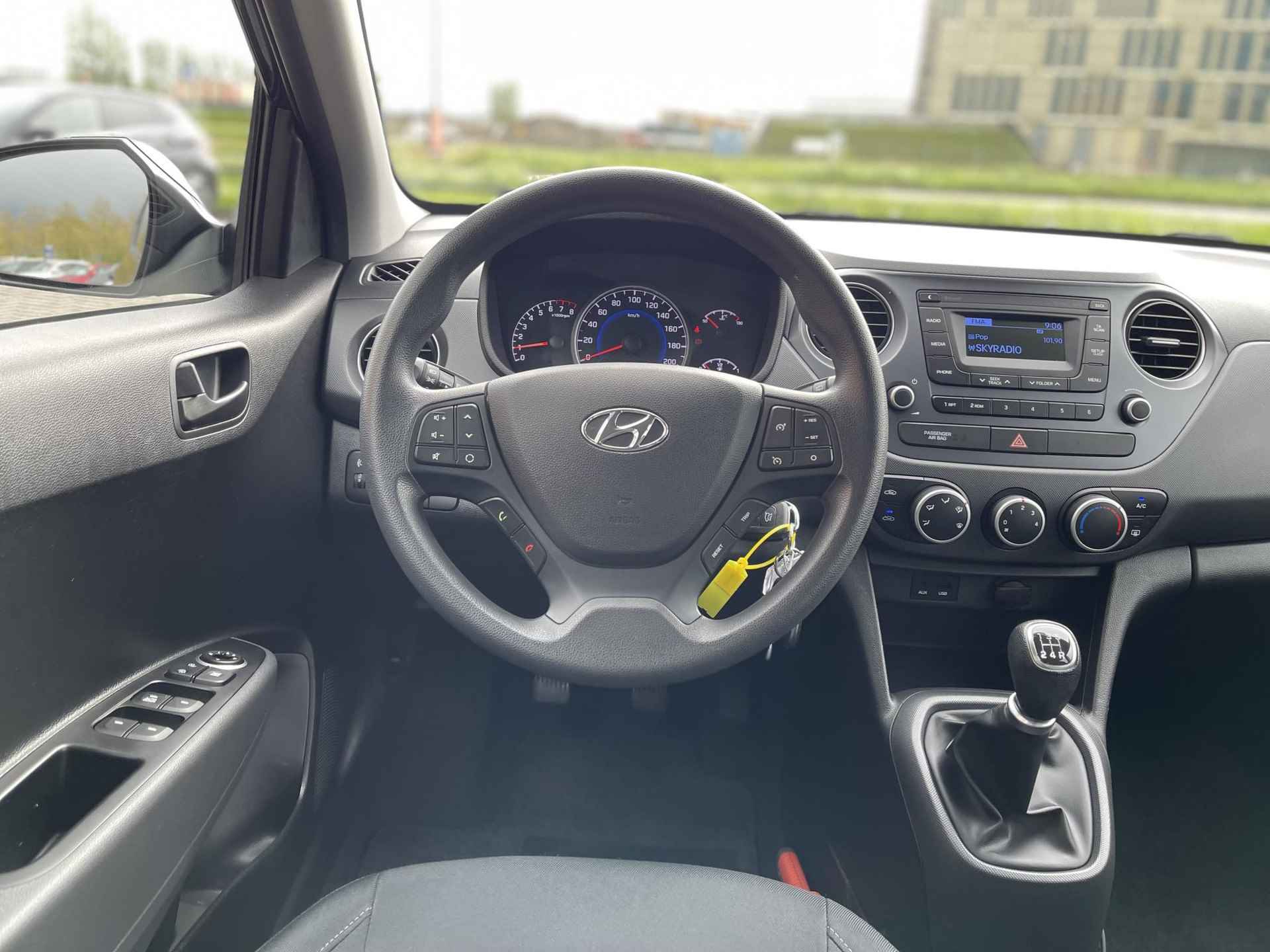 Hyundai i10 1.0i Comfort | Cruise Control | Airco | Radio-MP3 Speler | Bluetooth Tel. | Elek. Ramen + Spiegels | Rijklaarprijs! - 13/23
