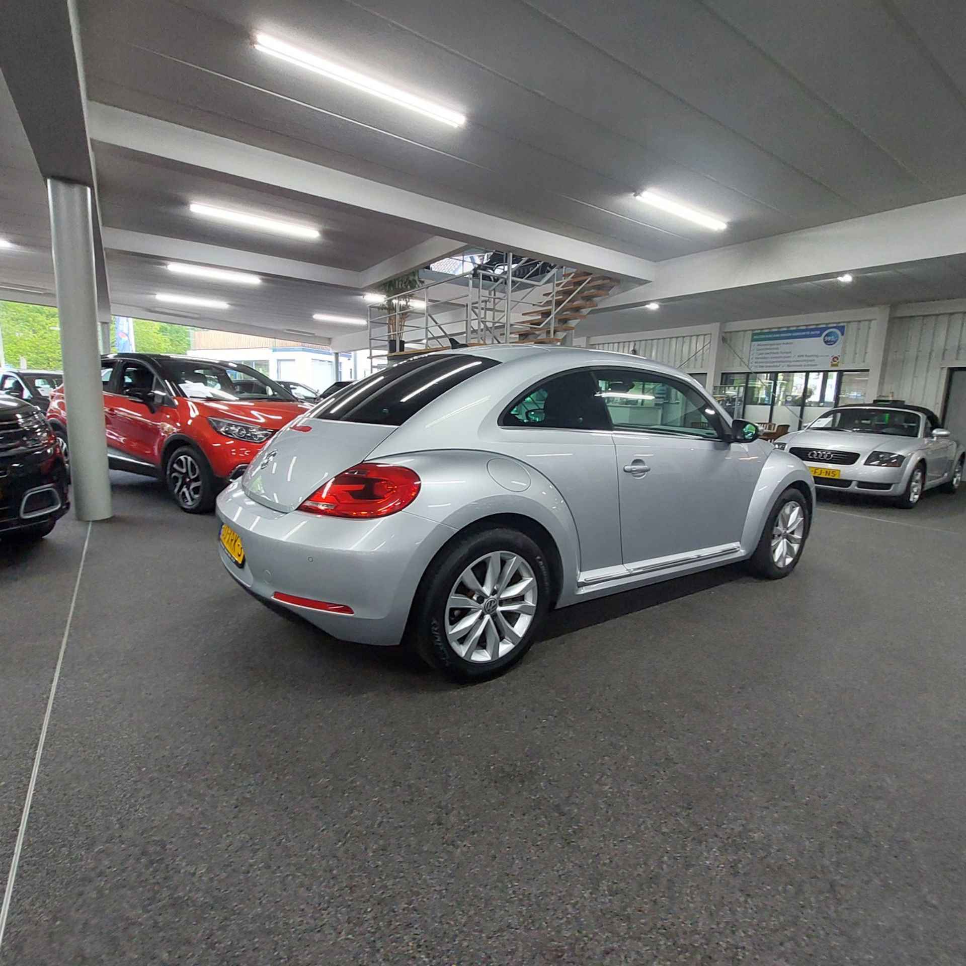 Volkswagen Beetle 1.2 TSI Design-LEDER-LED-P SENSOREN-STOELVERWARMING - 9/52