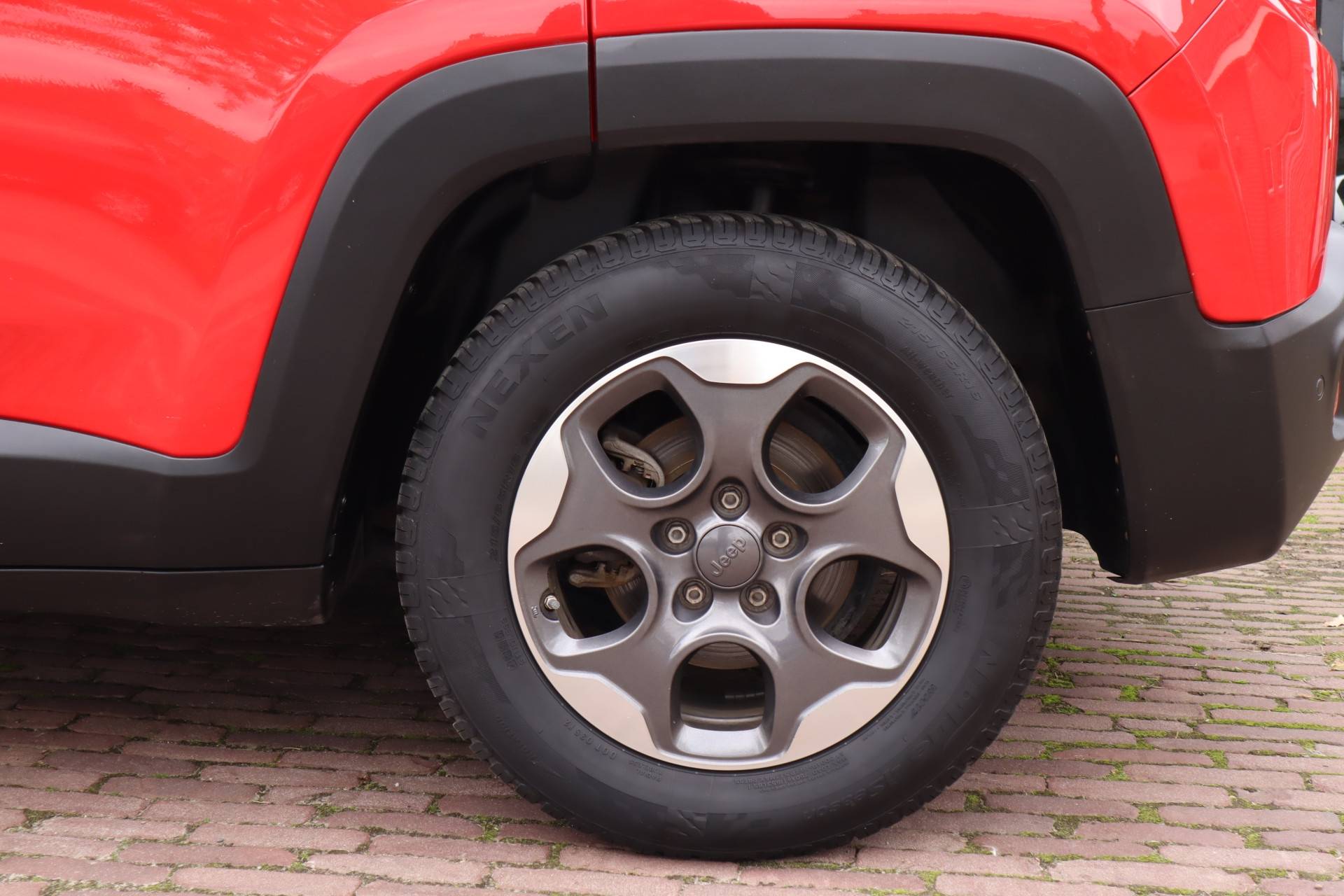 Jeep Renegade 1.4 Longitude | Navigatie | Trekhaak | Keyless | Parkeersensoren | Reservewiel - 27/45