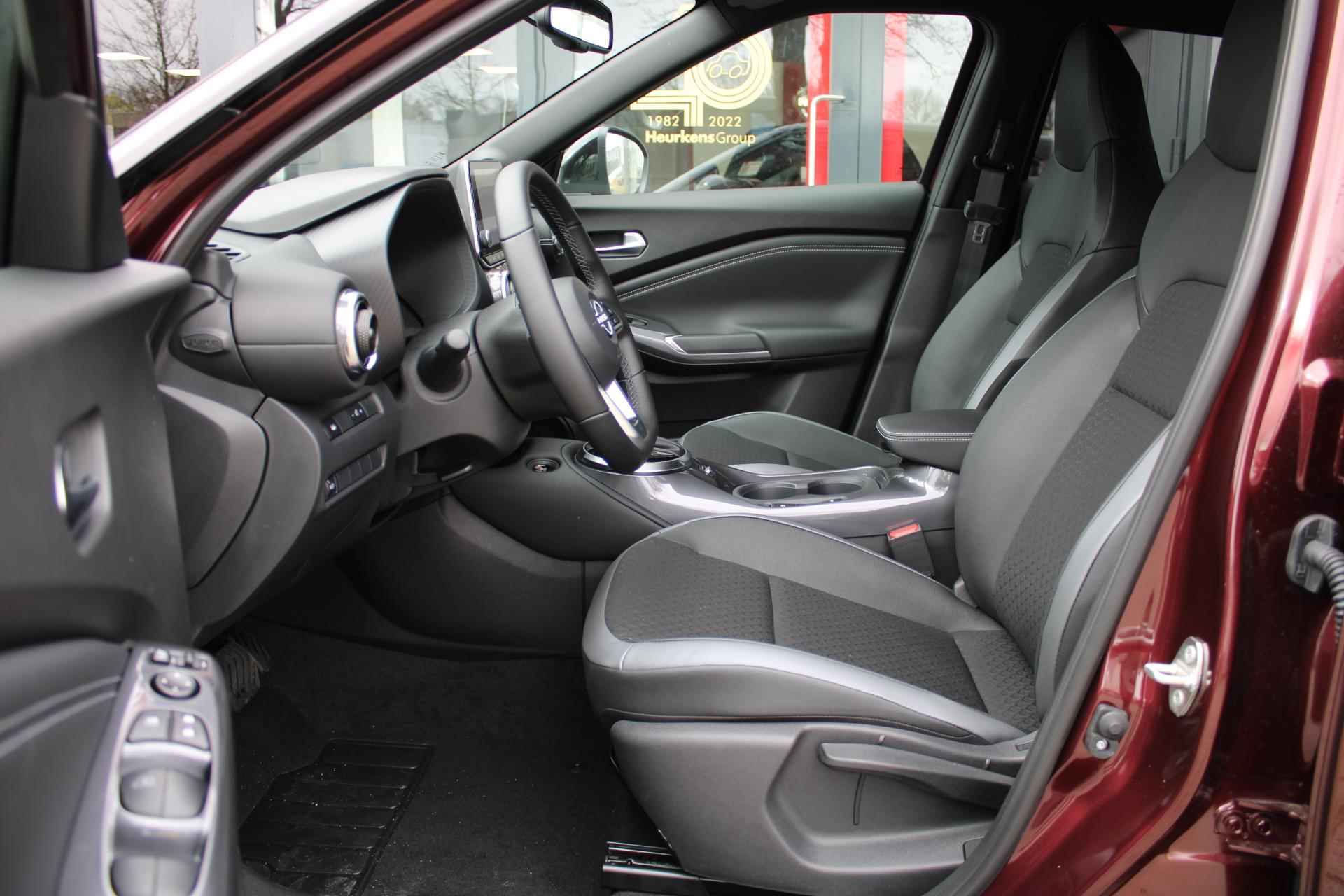 Nissan Juke Hybrid 145 N-Design | AUTOMAAT | TWO-TONE | € 3.000,- VOORRAADKORTING | - 8/43