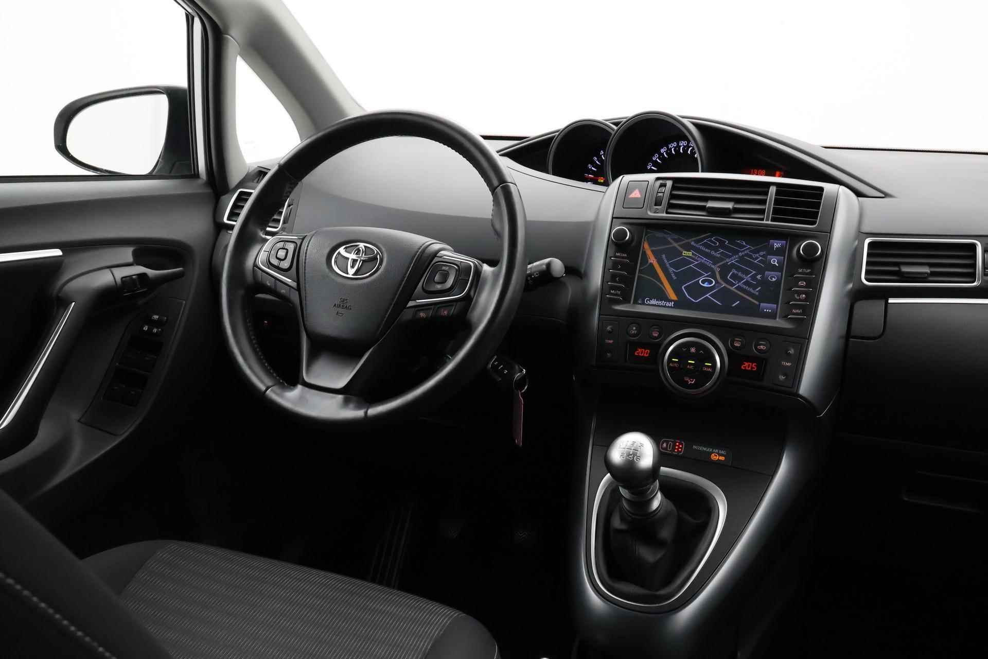 Toyota Verso 7 pers. 1.6 VVT-i Dynamic | Trekhaak | Navigatie - 22/32