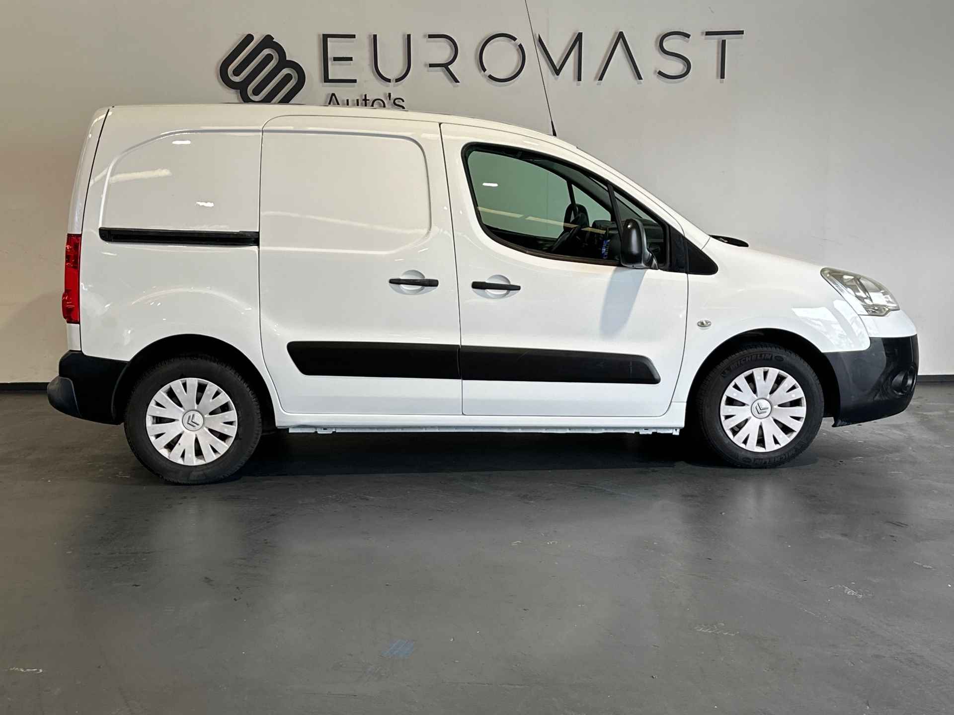 Citroen Berlingo 1.6 HDI 500 Club 3Persoons Airco Schuifdeur Nieuwe Apk - 8/16