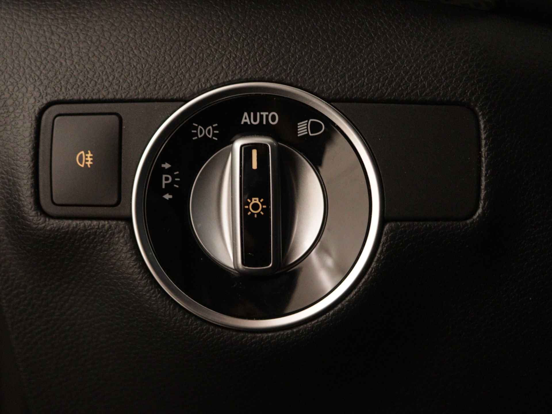 Mercedes-Benz B-Klasse 180 Activity Edition | Leder | Navigatie | Cruise control | | Privacy glass | Bluetooth carkit | Airconditioning | - 29/39