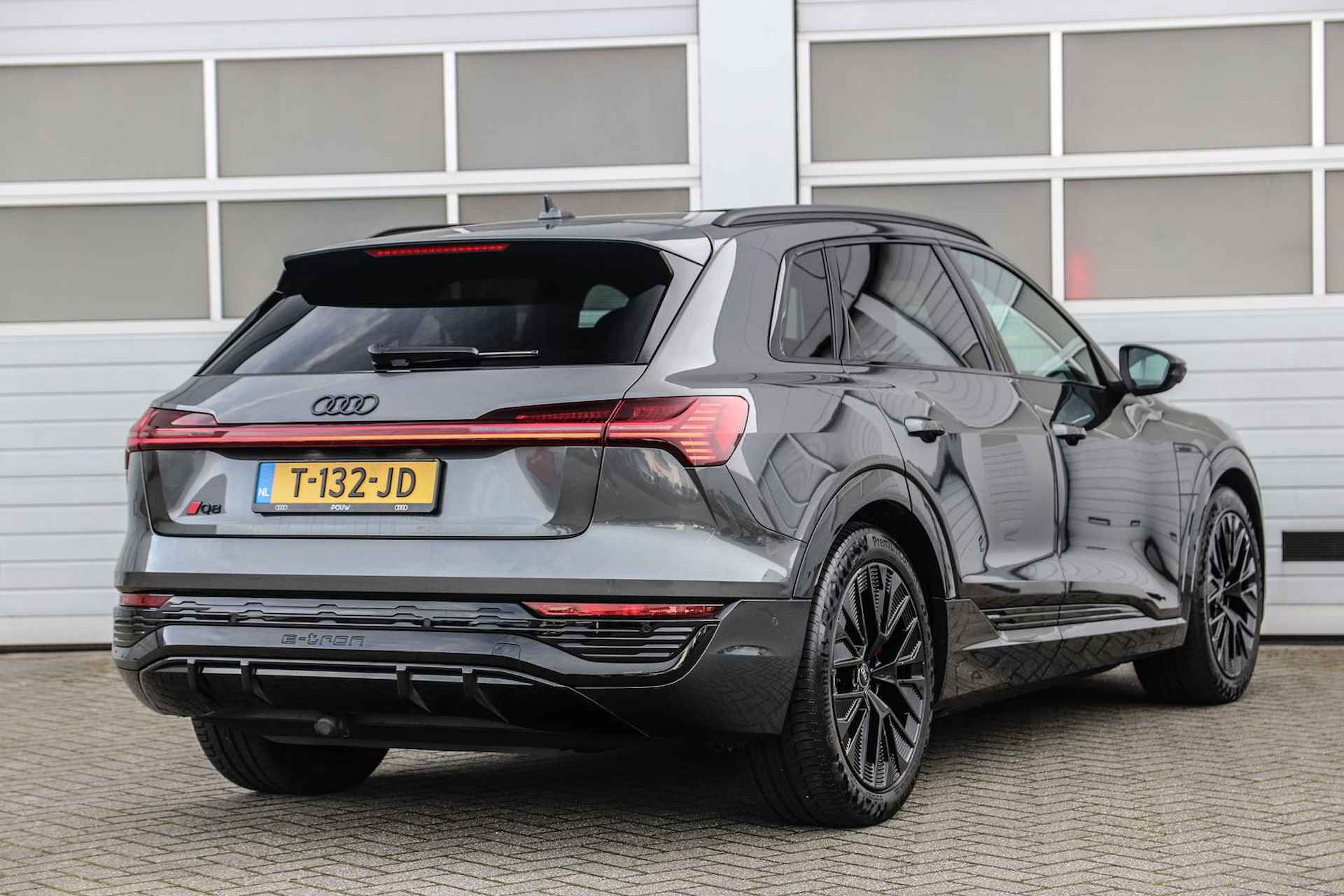 Audi Q8 e-tron 55 quattro 408pk S-Line Edition 115 kWh | Panoramadak | Trekhaak | B&O Sound - 2/51