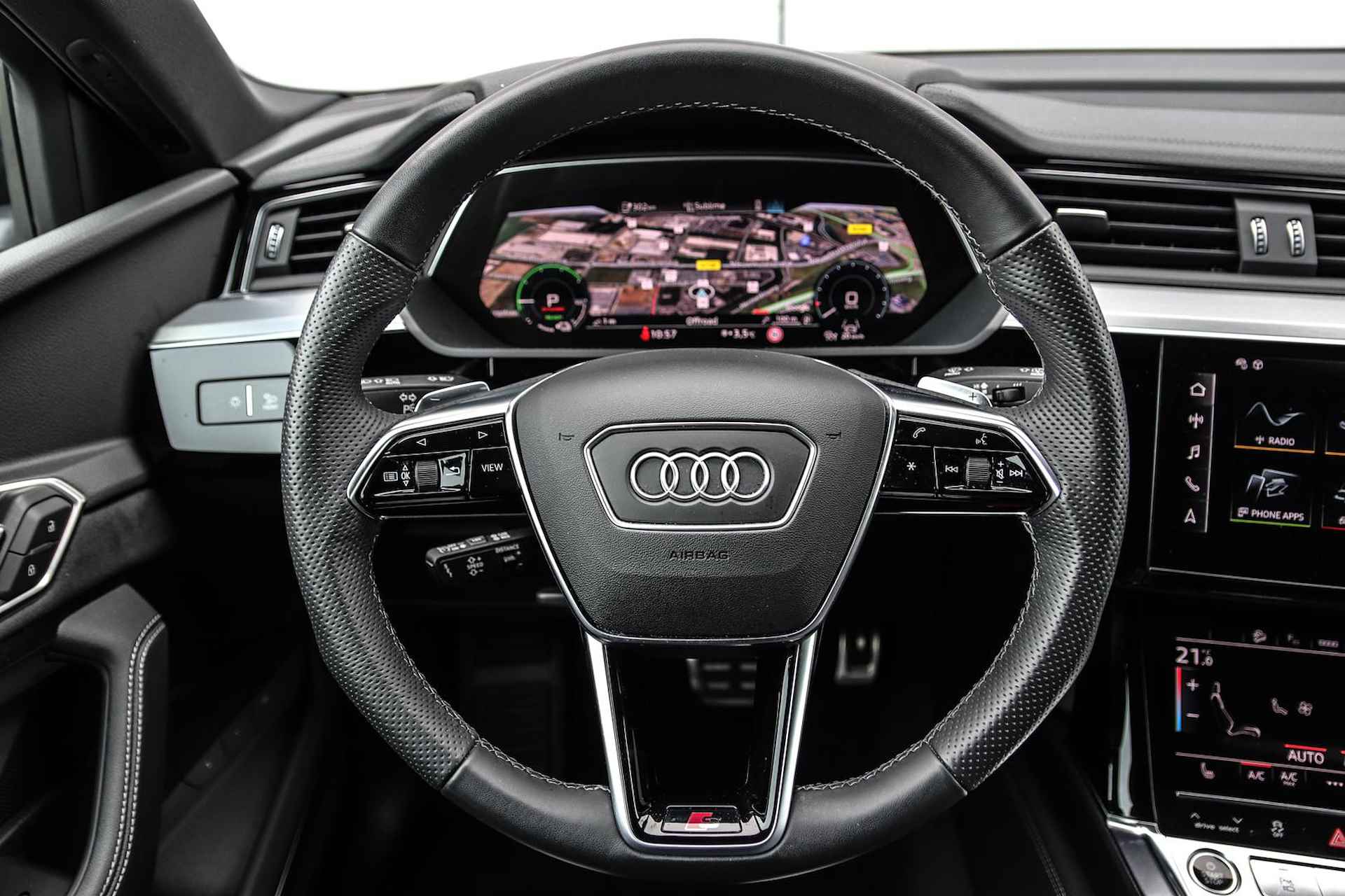 Audi Q8 e-tron 55 quattro 408pk S-Line Edition 115 kWh | Panoramadak | Trekhaak | B&O Sound - 44/51