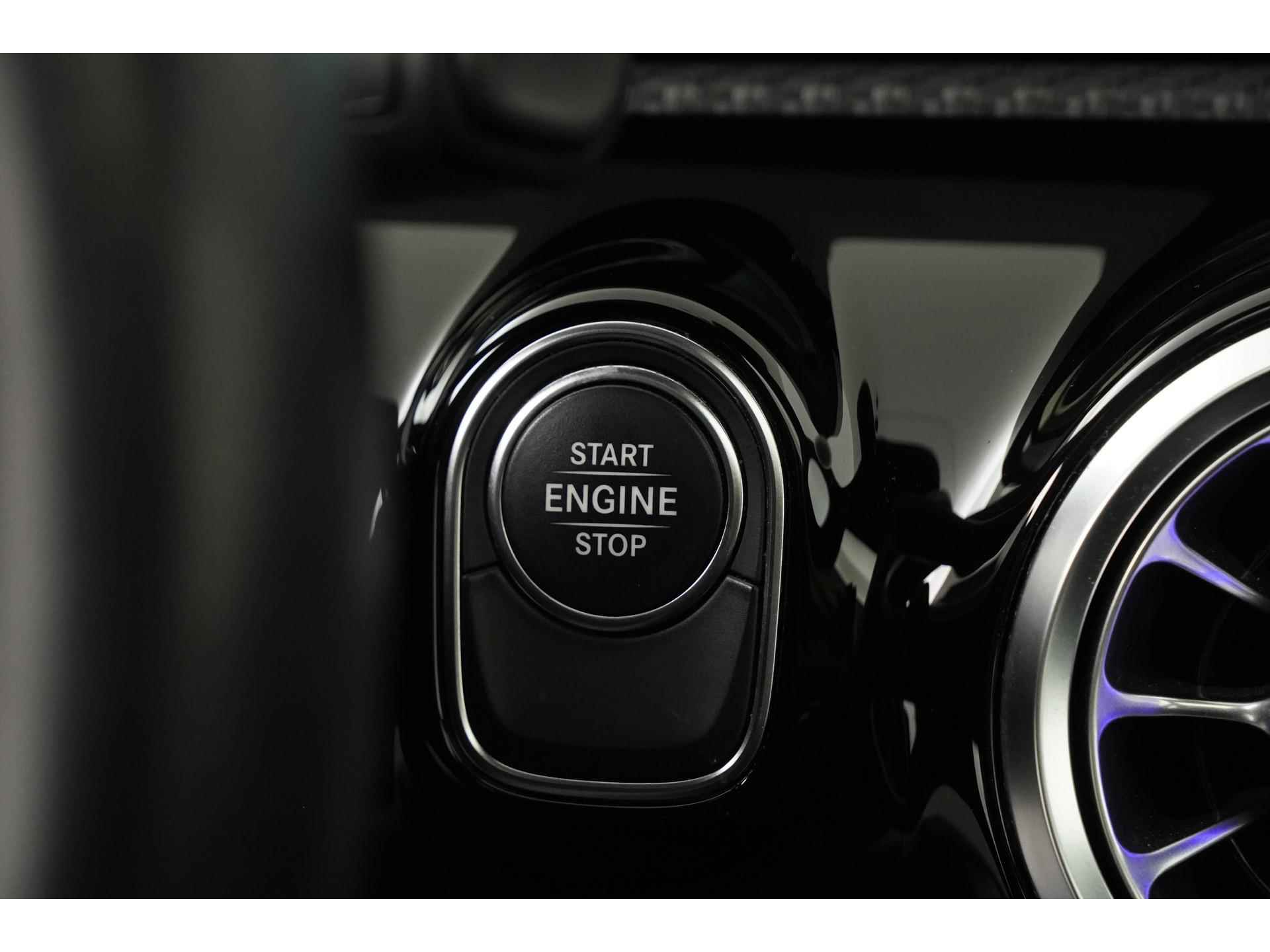 Mercedes-Benz A-Klasse 250e | Panoramadak | Widescreen Cockpit | Trekhaak | Zondag Open! - 33/53