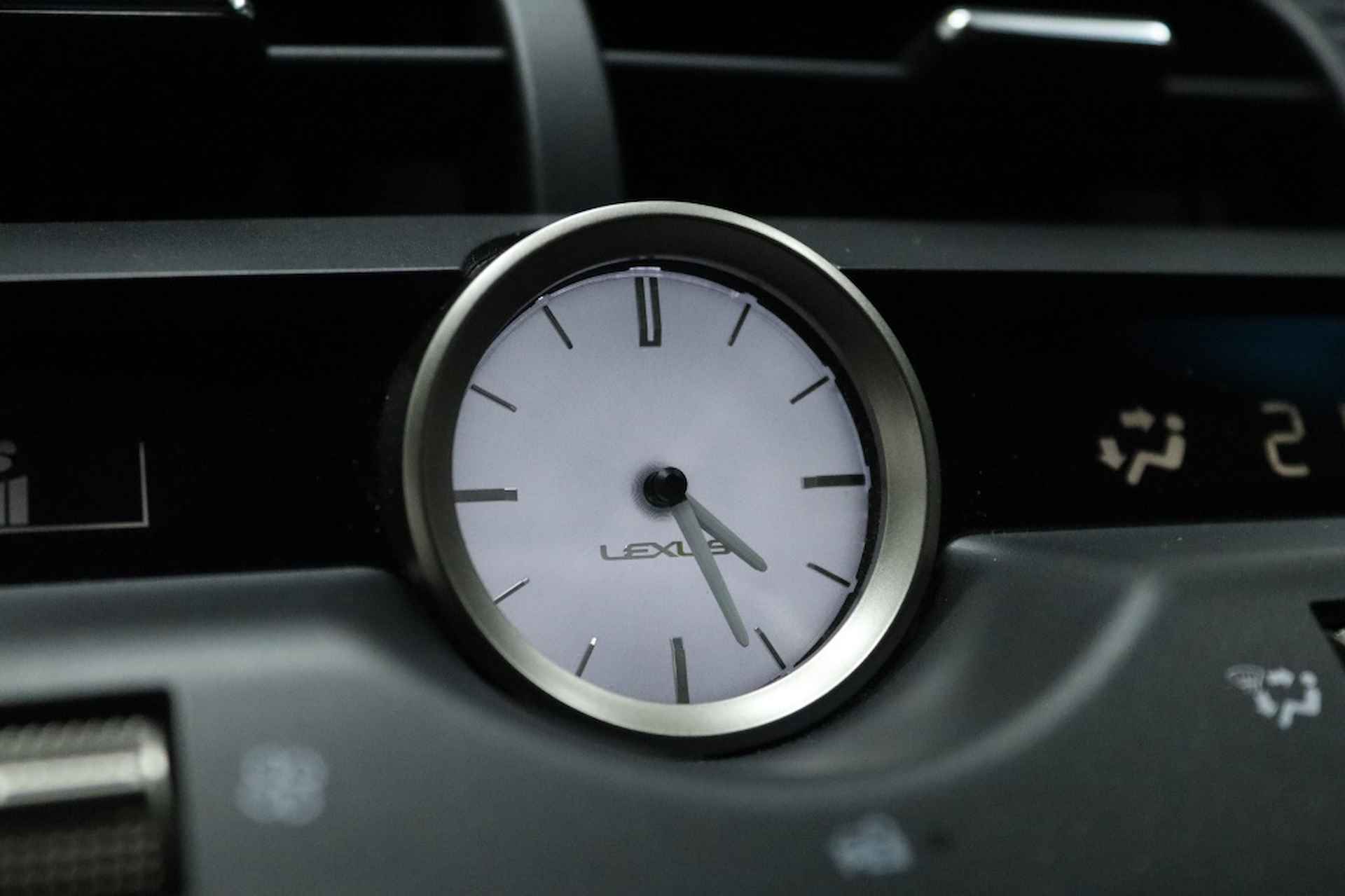 Lexus NX 300h AWD Luxury Line | Panodak | Camera | Trekhaak | Vol! - 4/51
