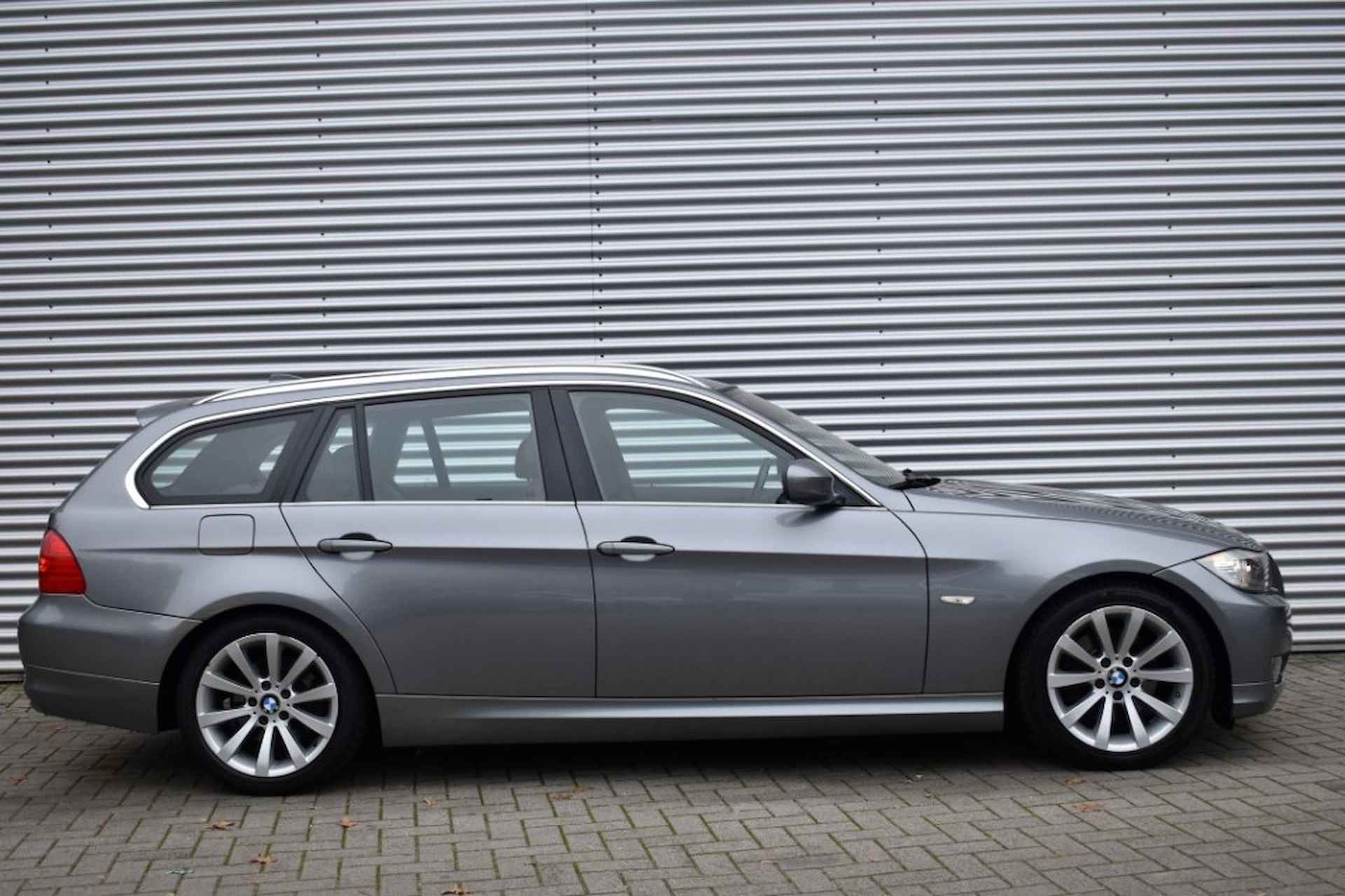 BMW 3-serie TOURING 320D EDITION LUXURY LINE / LEDER / SPORTSTOELEN - 6/43