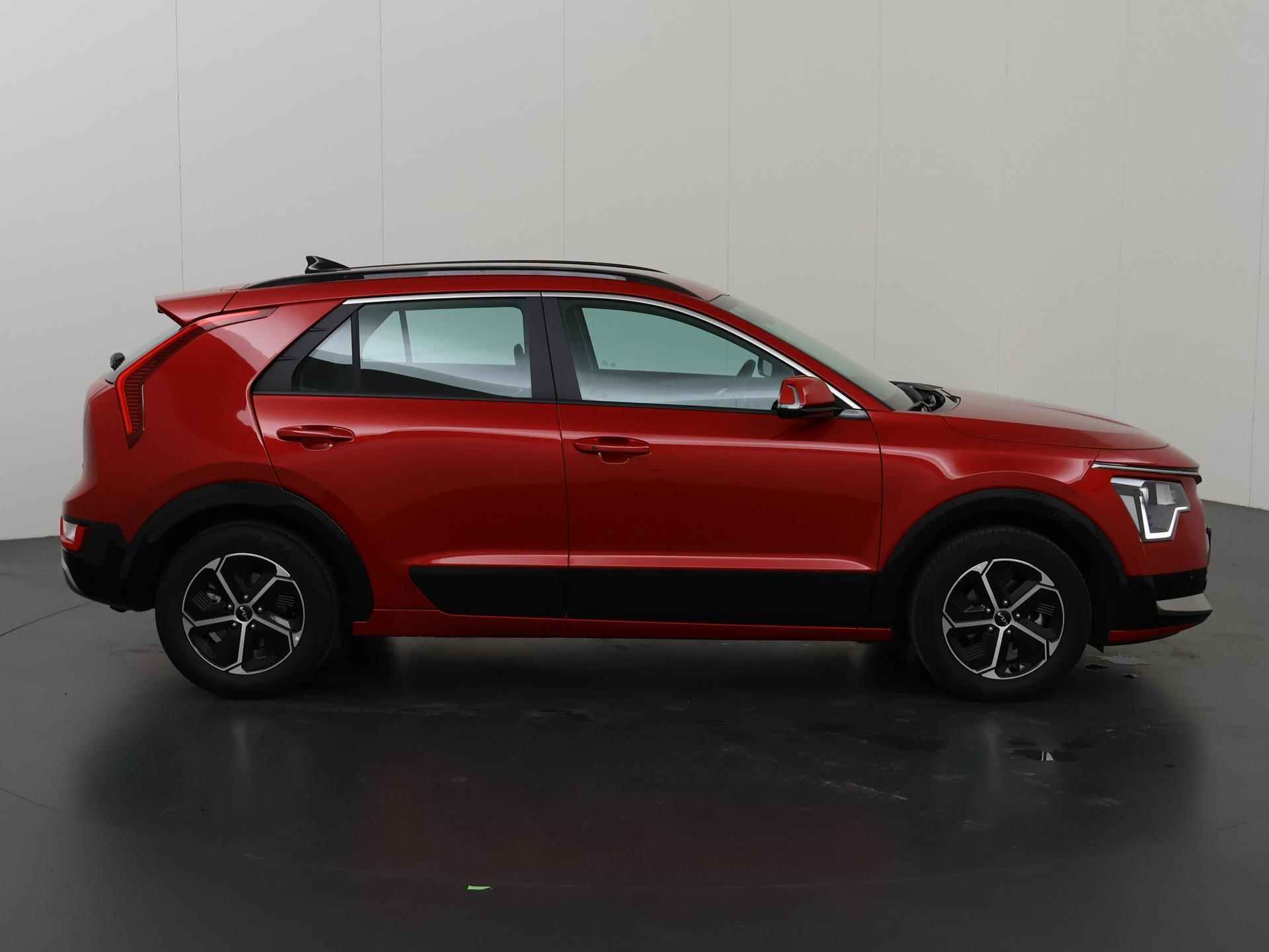 Kia Niro HEV 1.6 GDi Hybrid DynamicLine | Adaptieve Cruise Control | Keyless | Navigatie | Parkeercamera | Climate control - 7/38