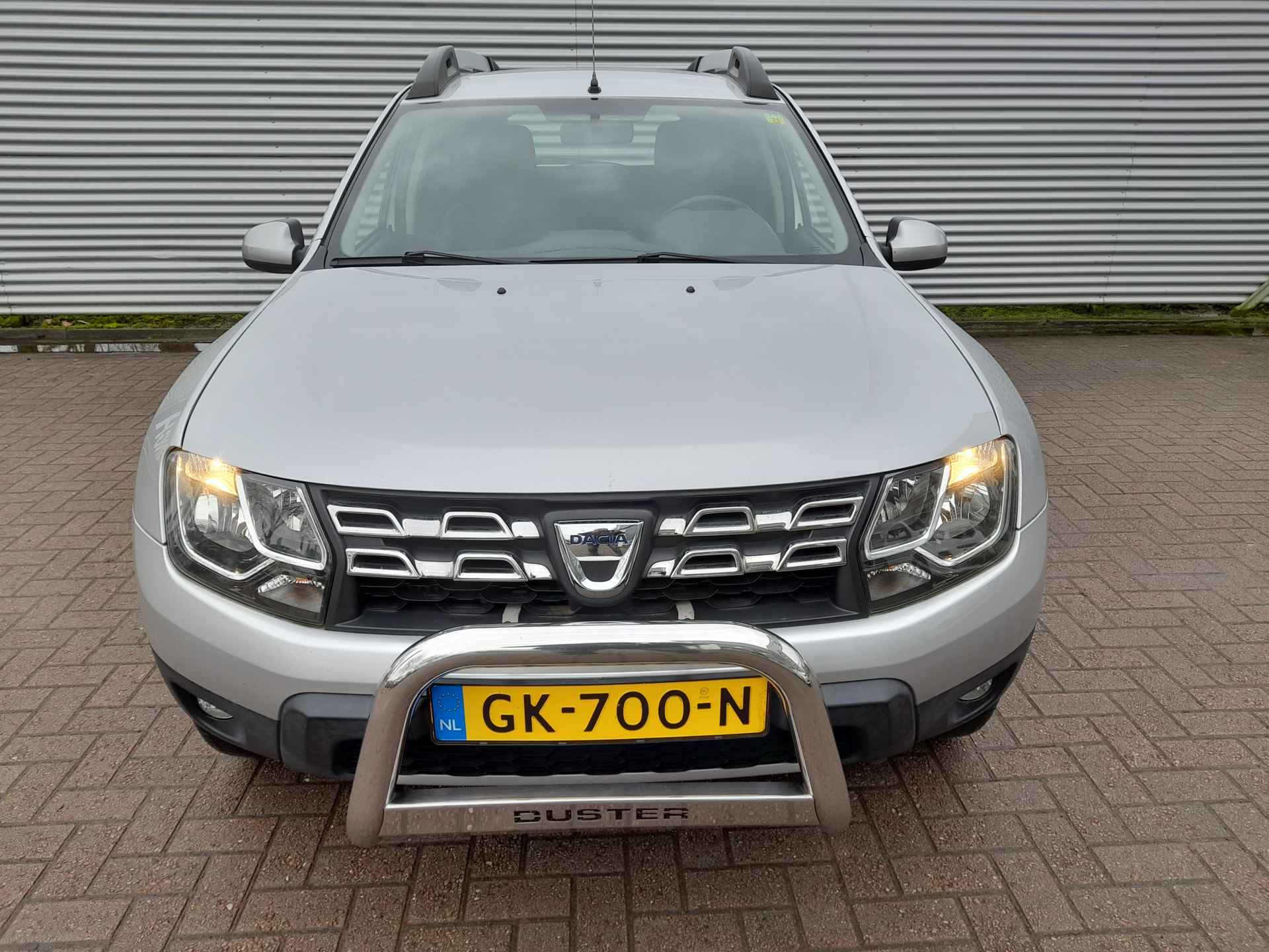 Dacia Duster 1.2 TCe 4x2 Prestige | Airco | Cruise control | Trekhaak | PDC | Navigatie | Lederen bekeleding | RIJKLAARPRIJS INCL 12 MAANDEN GARANTIE EN BEURT - 7/24