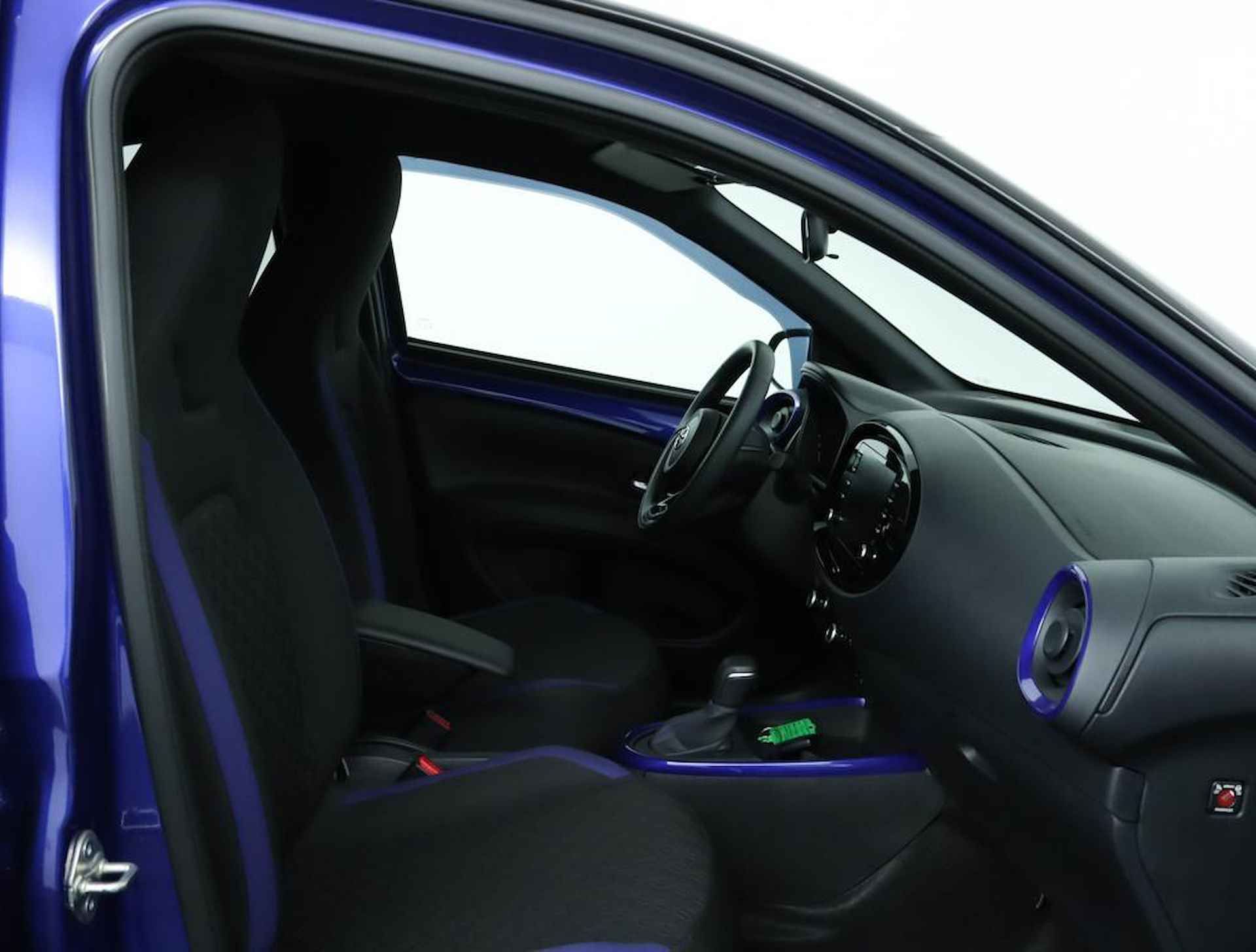 Toyota Aygo X 1.0 VVT-i S-CVT Limited | Climate Control | Stoelverwarming | Camera Achter | - 22/50