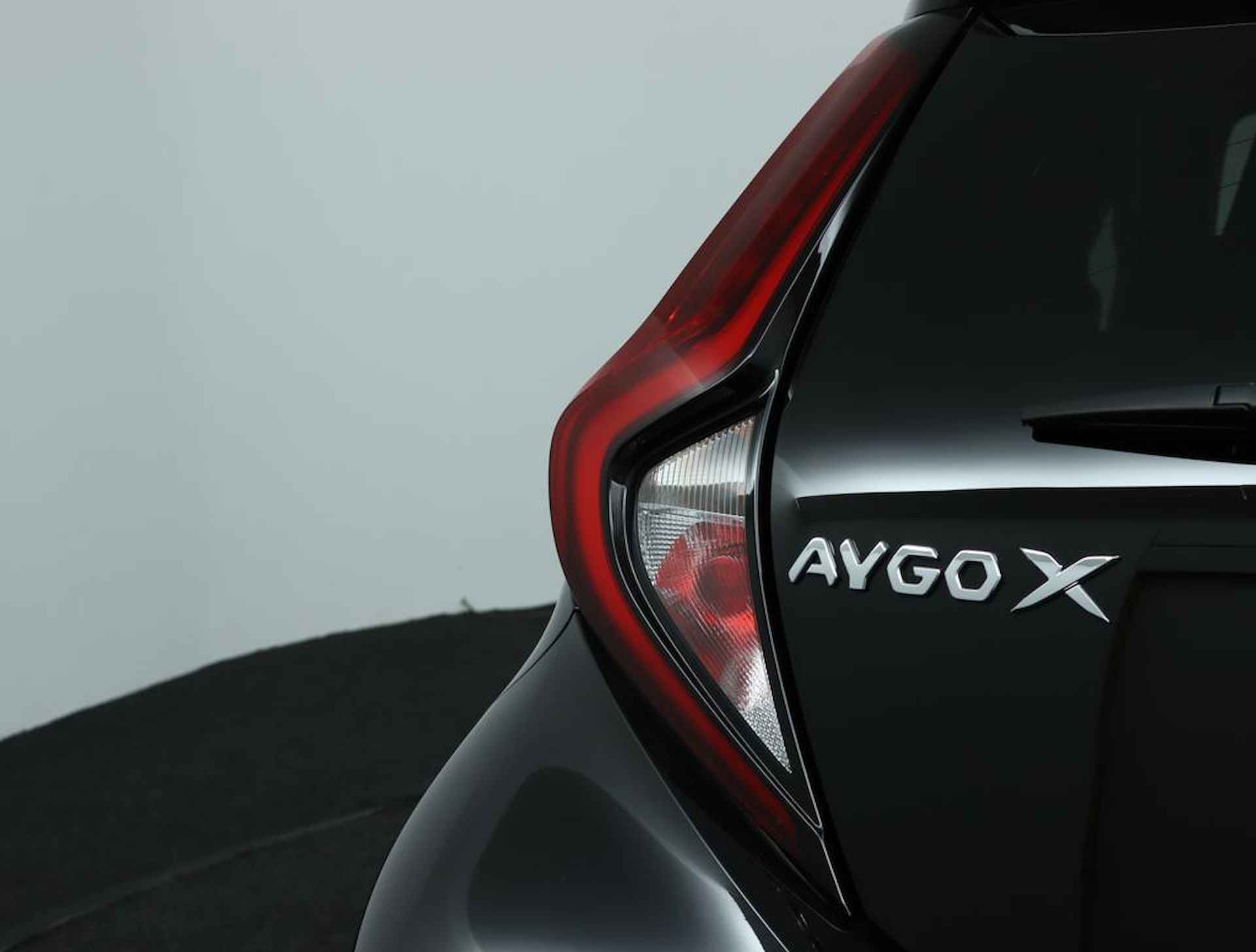 Toyota Aygo X 1.0 VVT-i S-CVT Limited | Climate Control | Stoelverwarming | Camera Achter | - 39/50