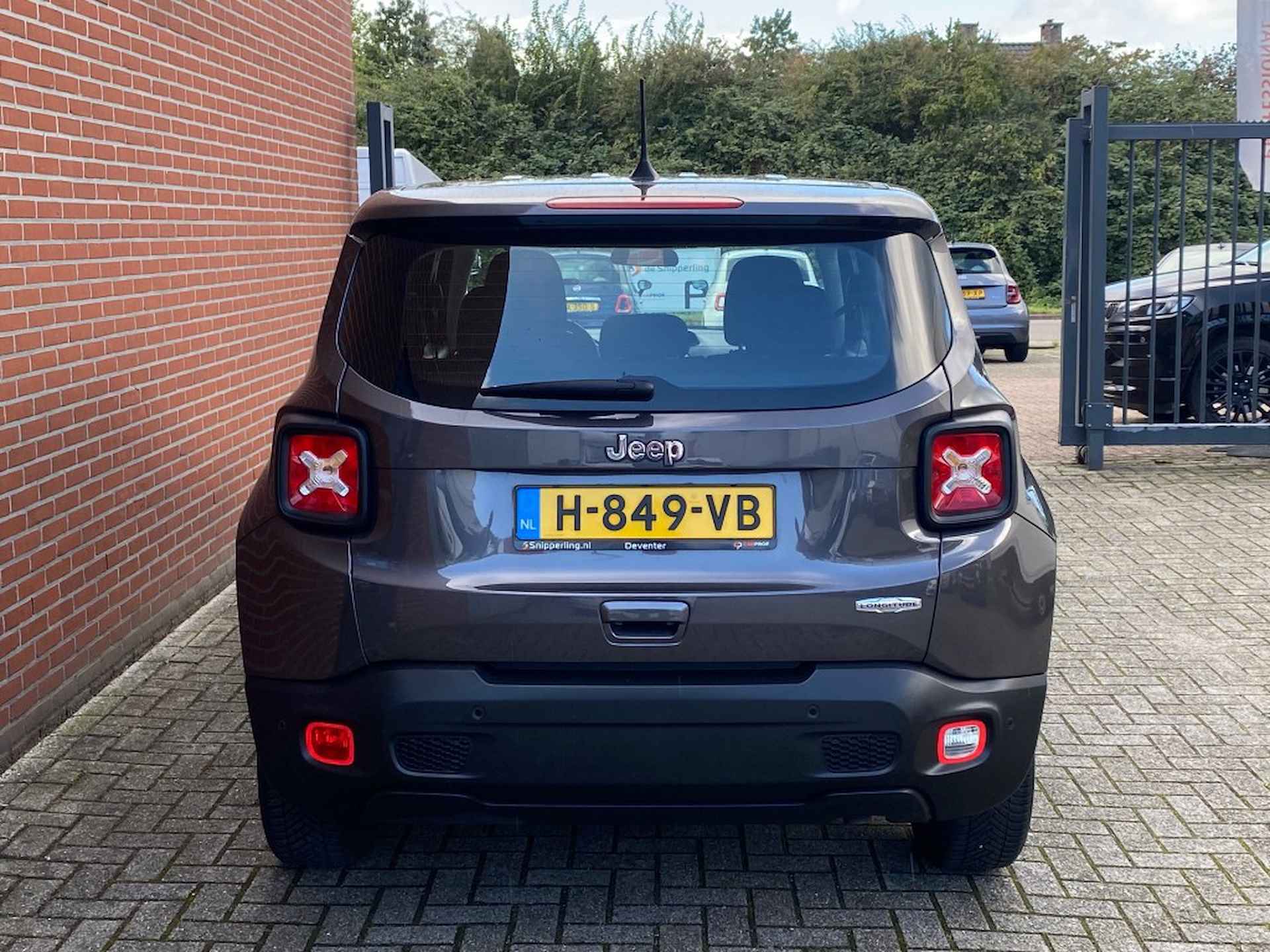 JEEP Renegade 1.3T DDCT LONGITUDE AUTOMAAT CARPLAY CRUISE PDC LMV - 18/23